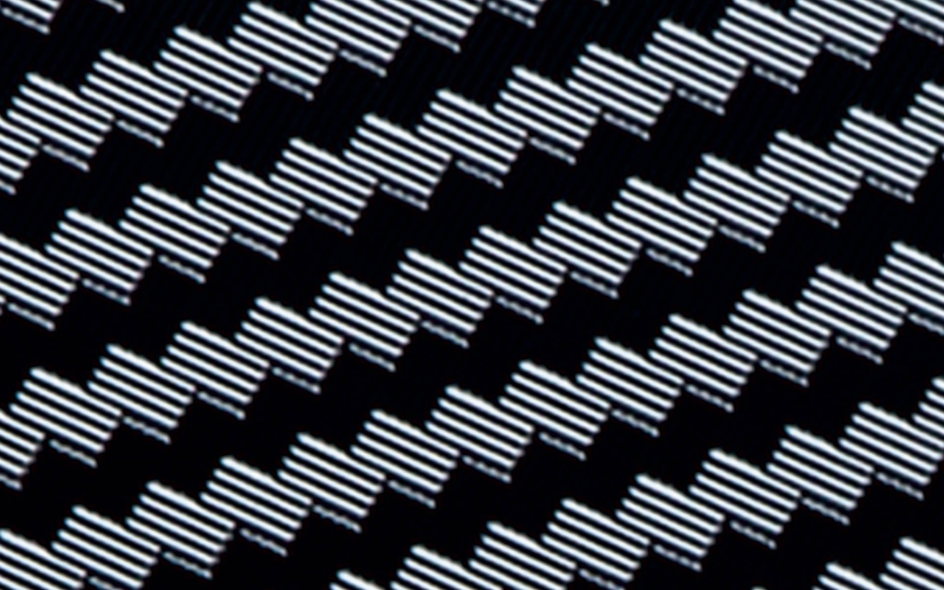 ドアハンドルプロテクター ブラック（6600円/台、3300円/1セット［2枚入り］）