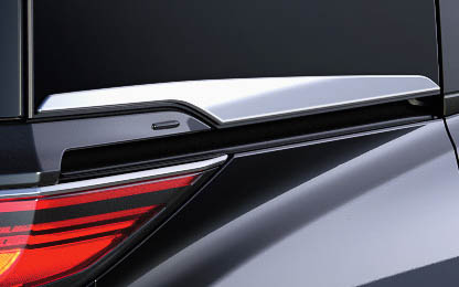 リアクォーターガーニッシュ（価格3万6300円）