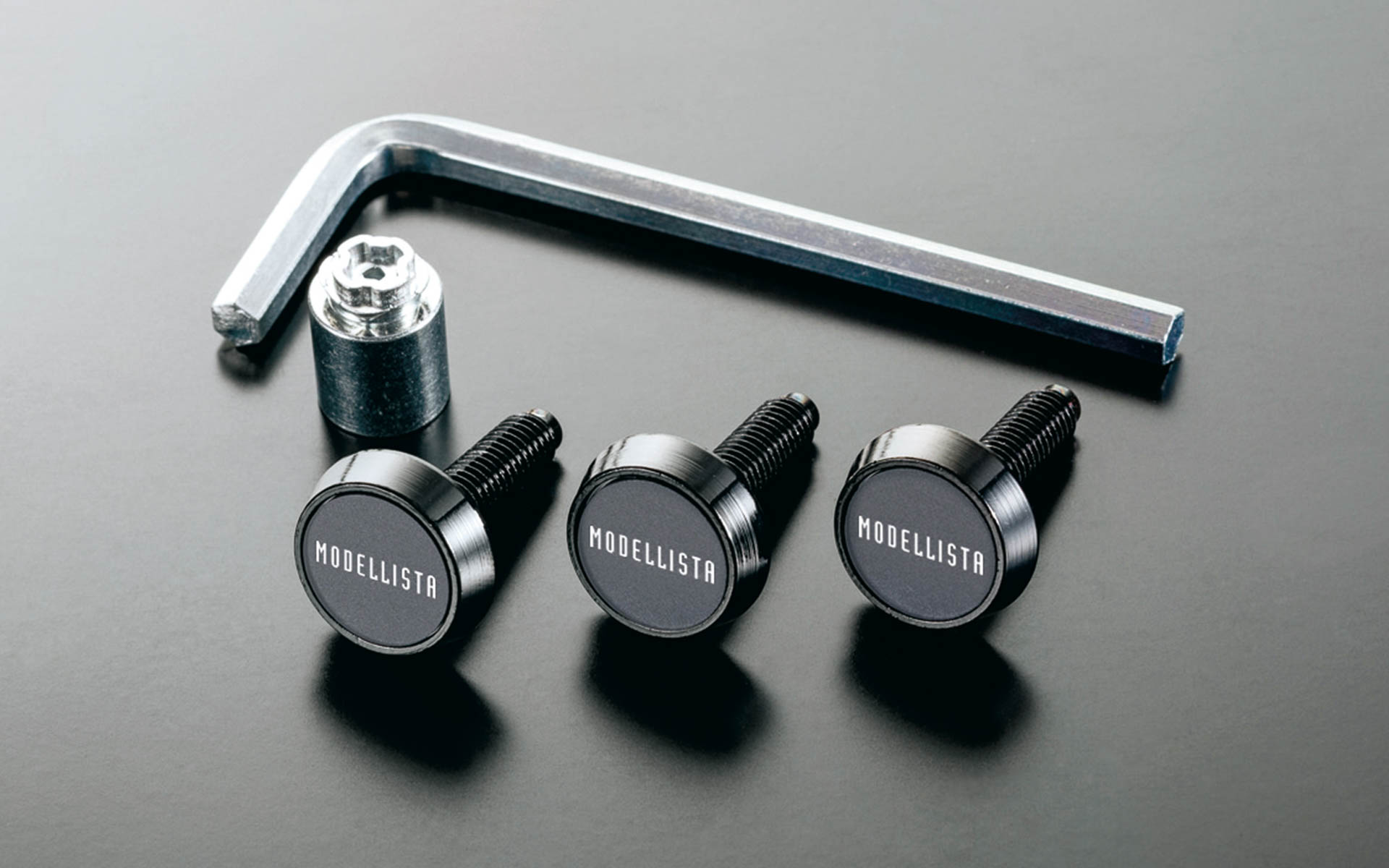 セキュリティ付ナンバープレートボルト（価格6050円）