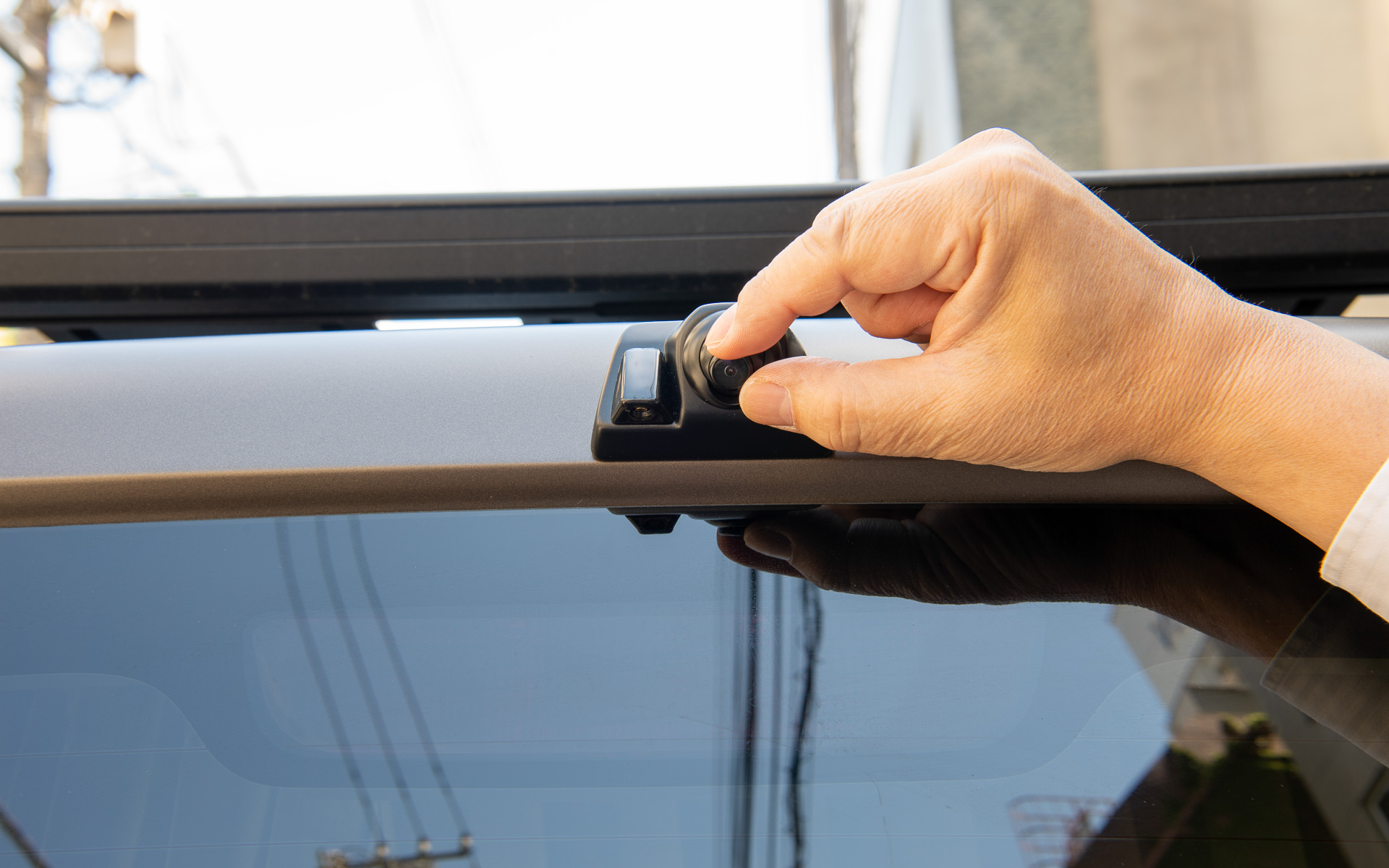 カメラの角度調整も可能