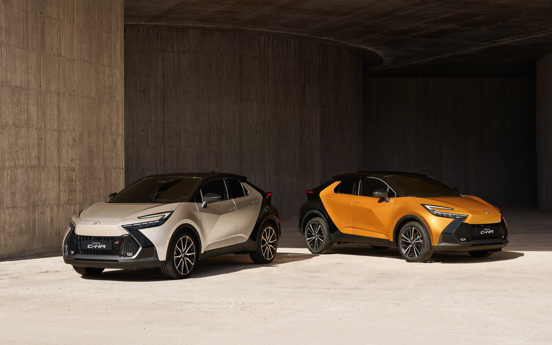 新型「C-HR」を世界初公開