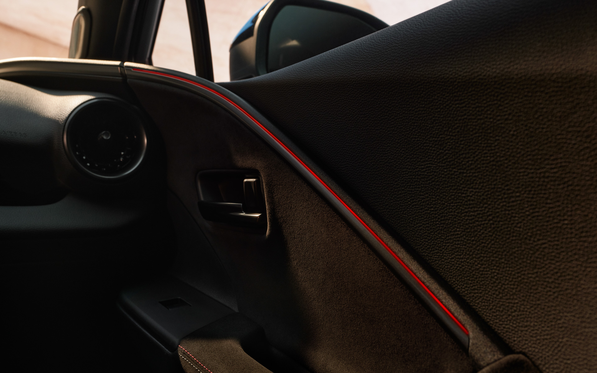 新型「C-HR」のインテリア