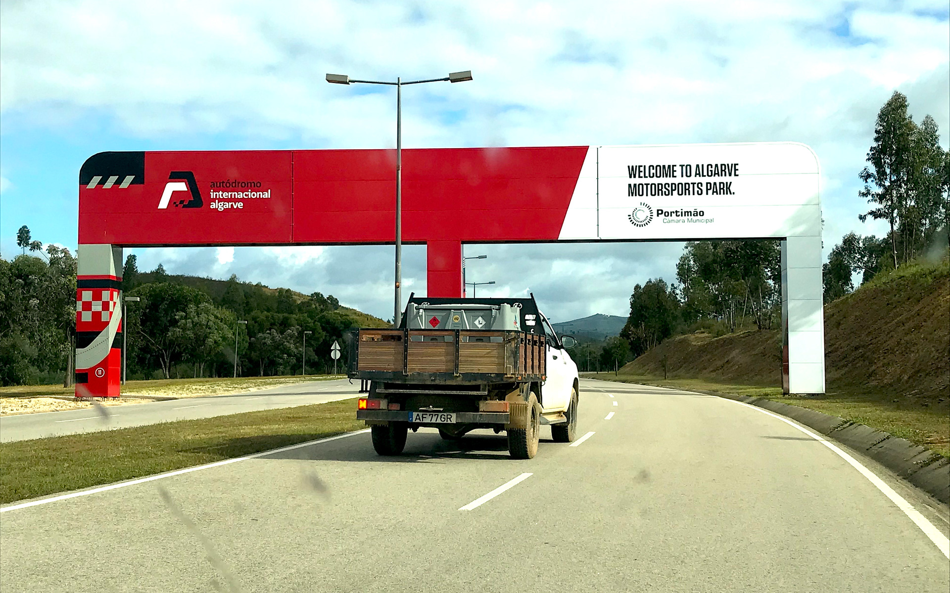 なんとかポルティマオ近郊にあるポルトガルGPの舞台となるアルガルベ・サーキットへ到着できた