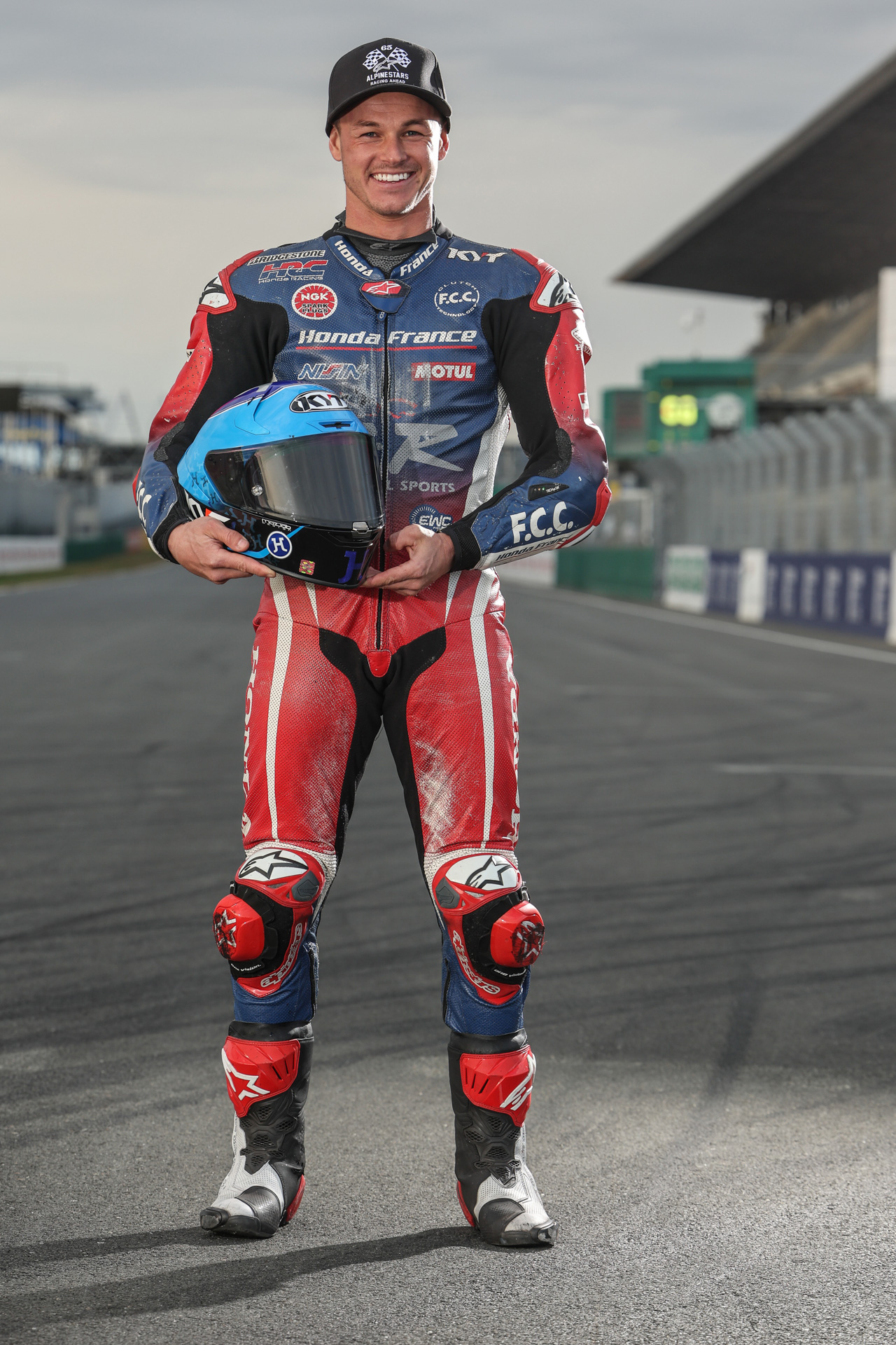 ＃1 F.C.C. TSR Honda France ジョシュ・フック選手（EWCに同チームより参戦中）