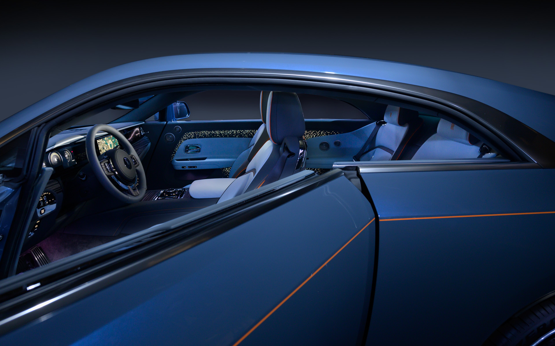 ロールス・ロイス初の新型バッテリEV「スペクター」