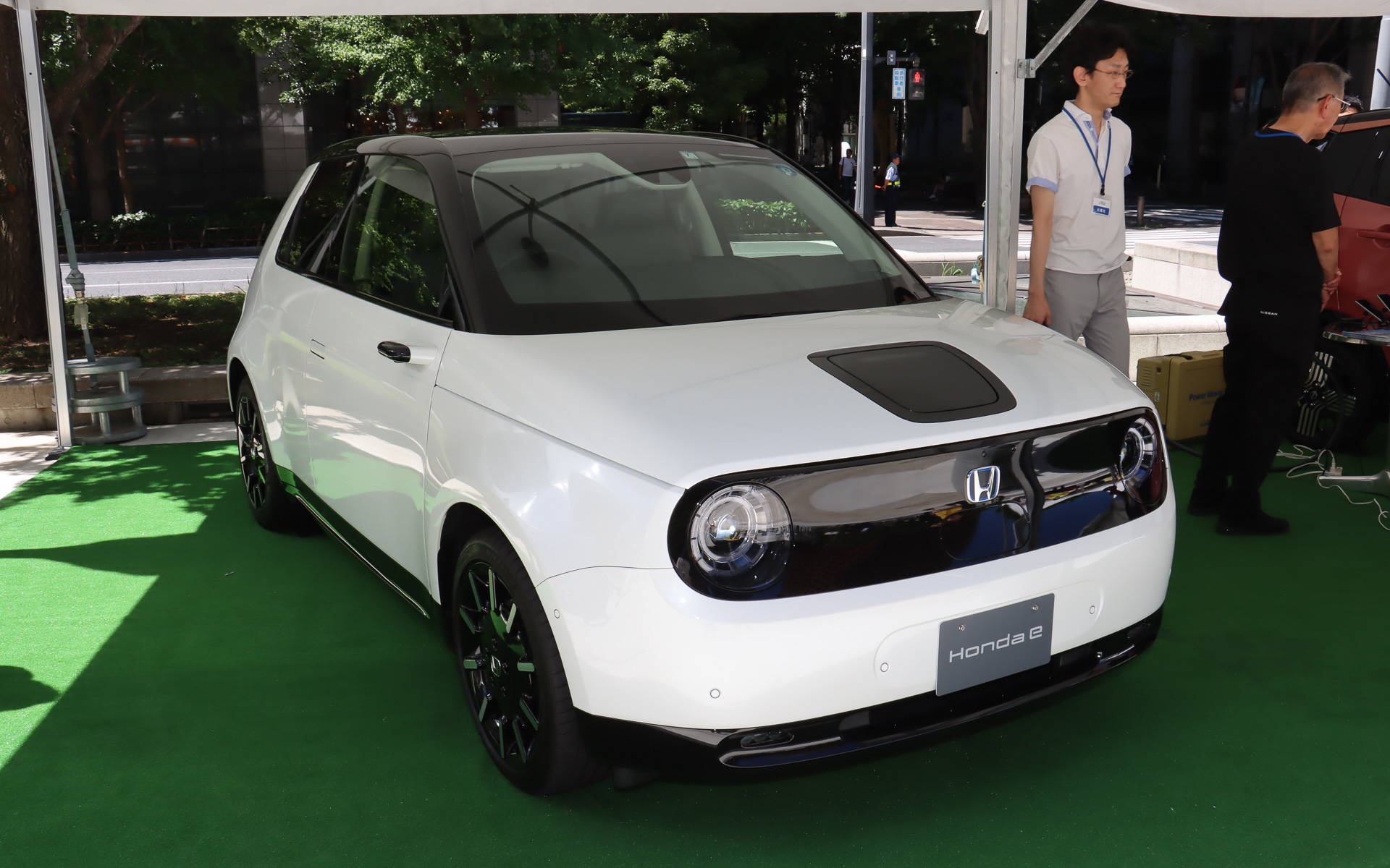 本田技研工業「Honda e」