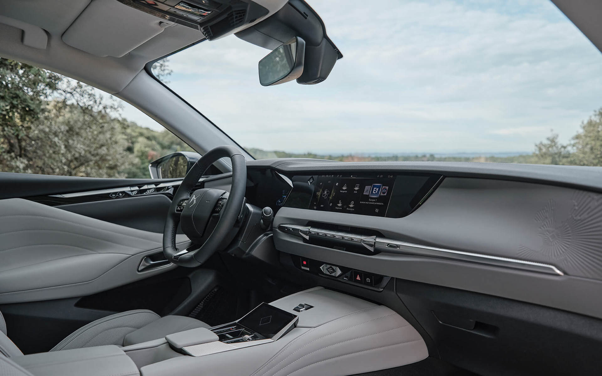 DS 4 エスプリ・ド・ヴォヤージュ