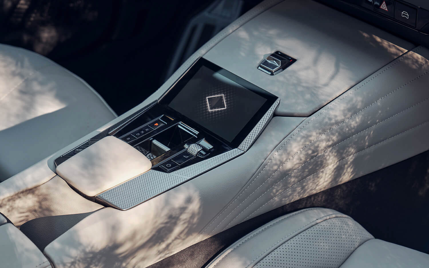 DS 4 エスプリ・ド・ヴォヤージュ