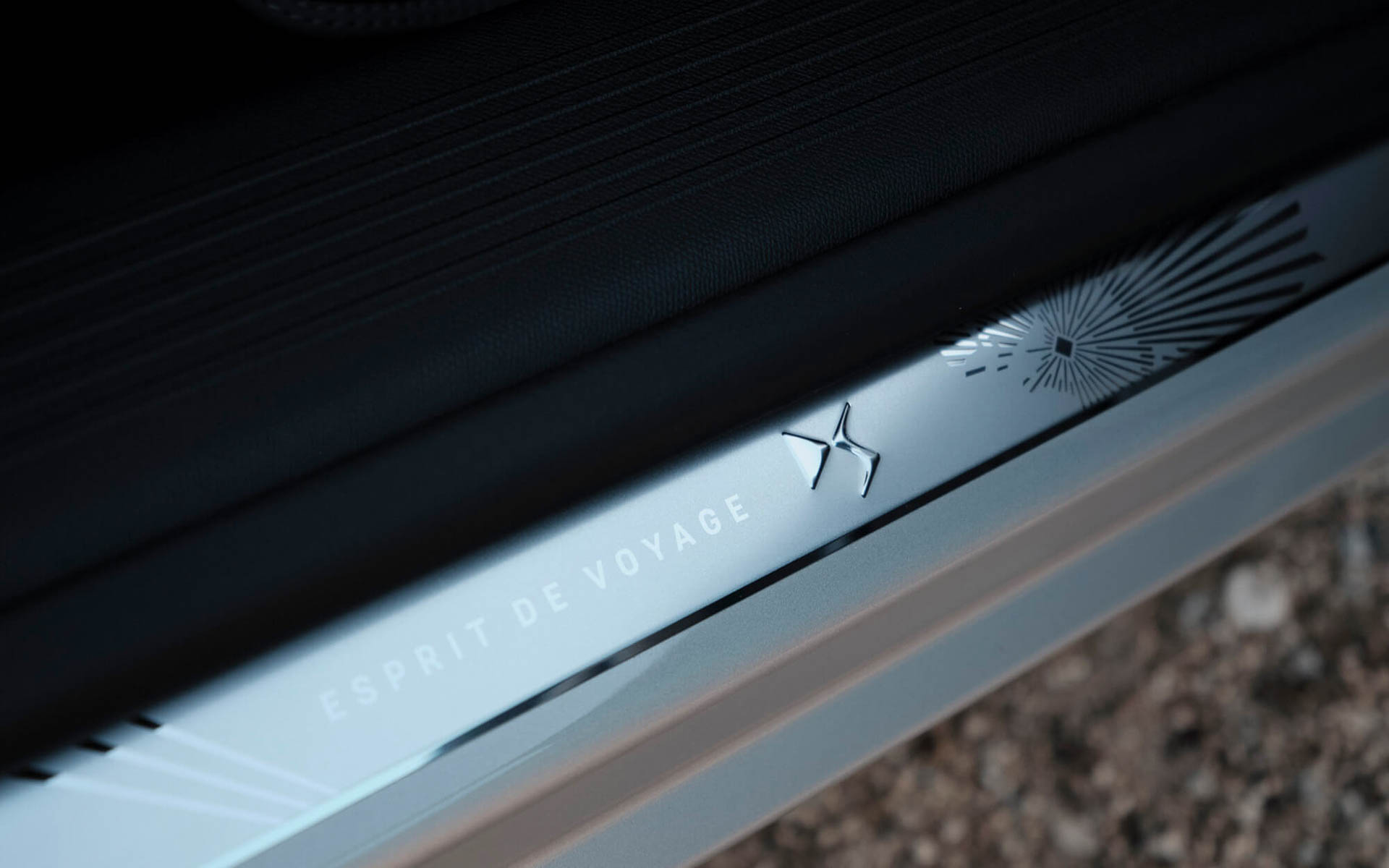 DS 4 エスプリ・ド・ヴォヤージュ