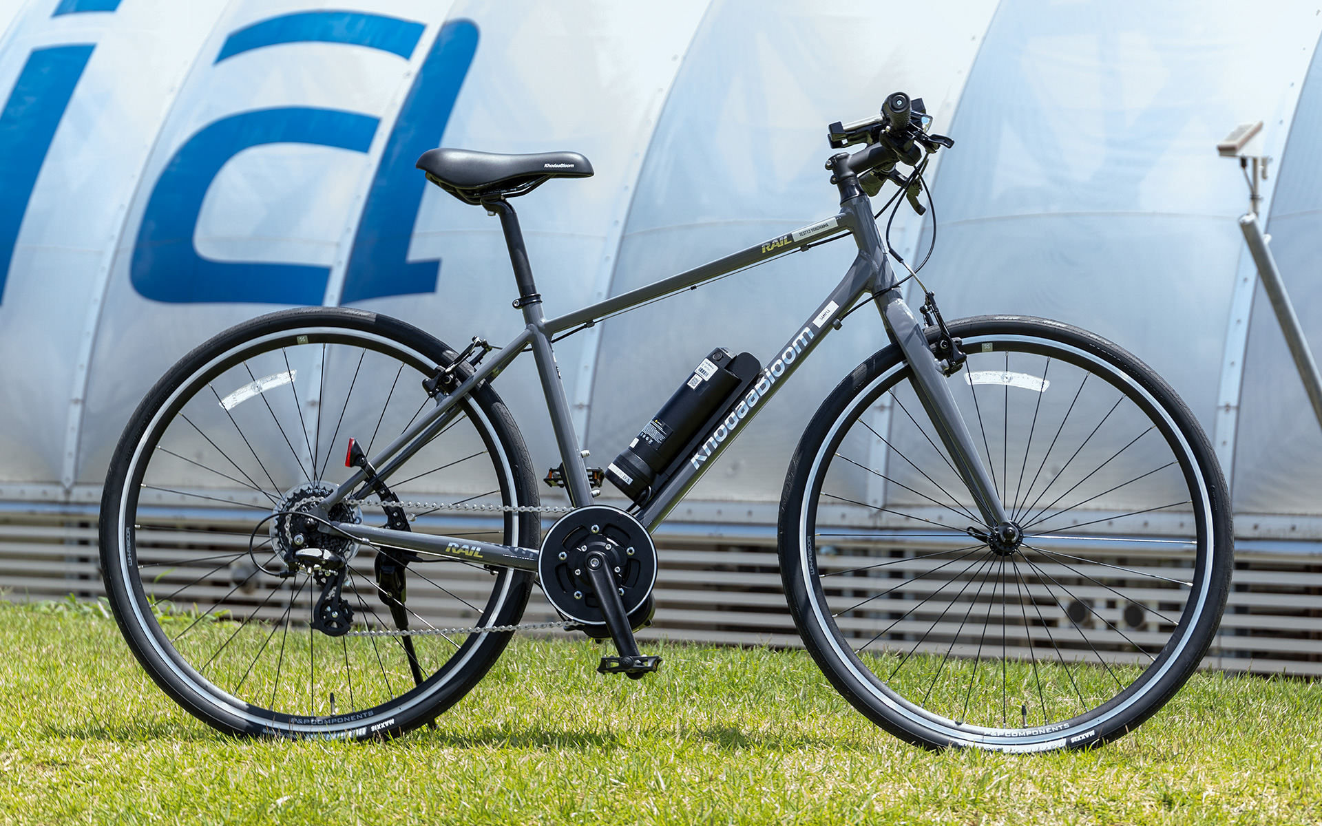 ワイ・インターナショナルが製作し、ワイズロードより発売される「RAIL ACTIVE-e」。7月21日より予約受付がスタートする。予約はワイズロード各店舗のほかオンラインにて行なう。さらに7月21日から全国の店舗でRAIL ACTIVE-eの試乗も開始される。RAIL ACTIVE-eの価格は22万円。発売は2023年10月下旬予定