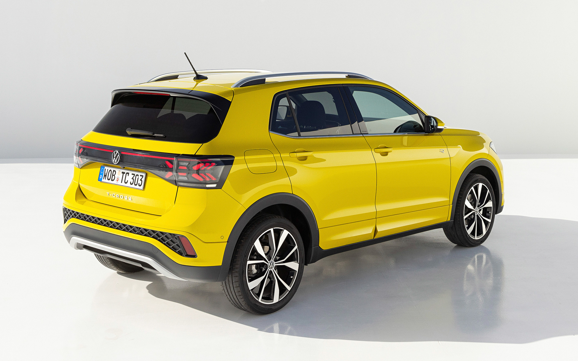 新しく追加されたボディカラーの「グレープイエロー」（さわやかでスポーティなイエロー）