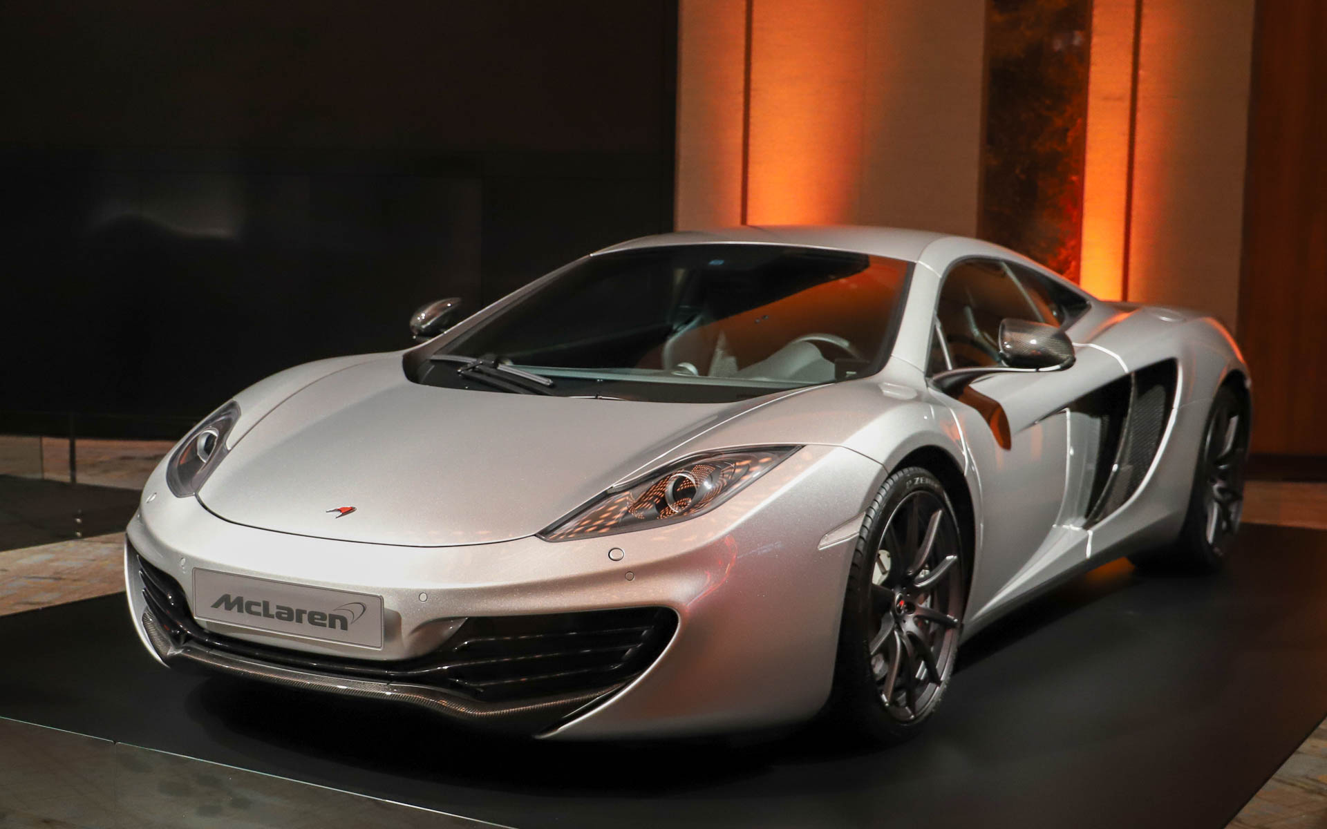 MP4-12C（2011年）