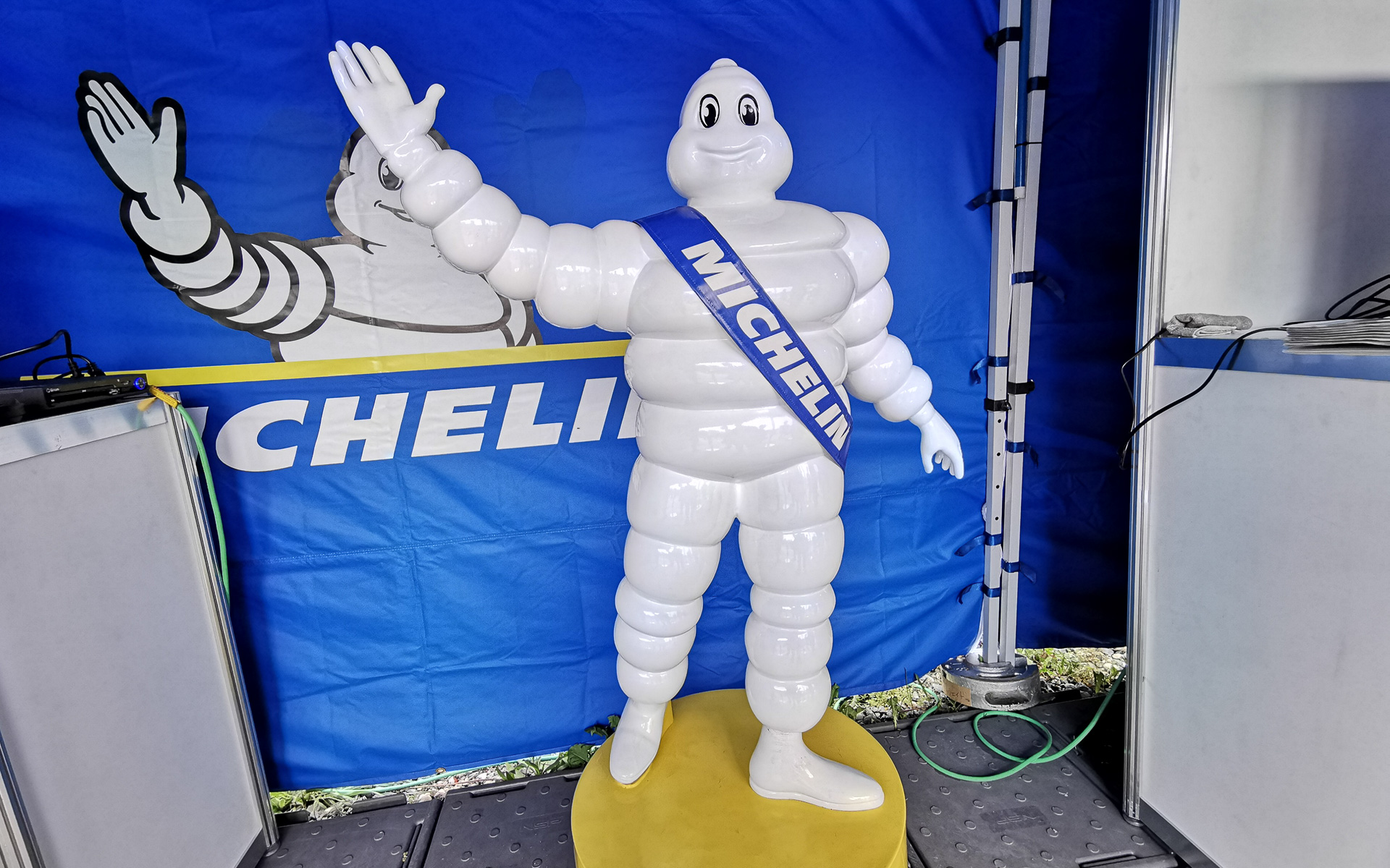 欧州などでは「ビバンダム」と呼ばれている