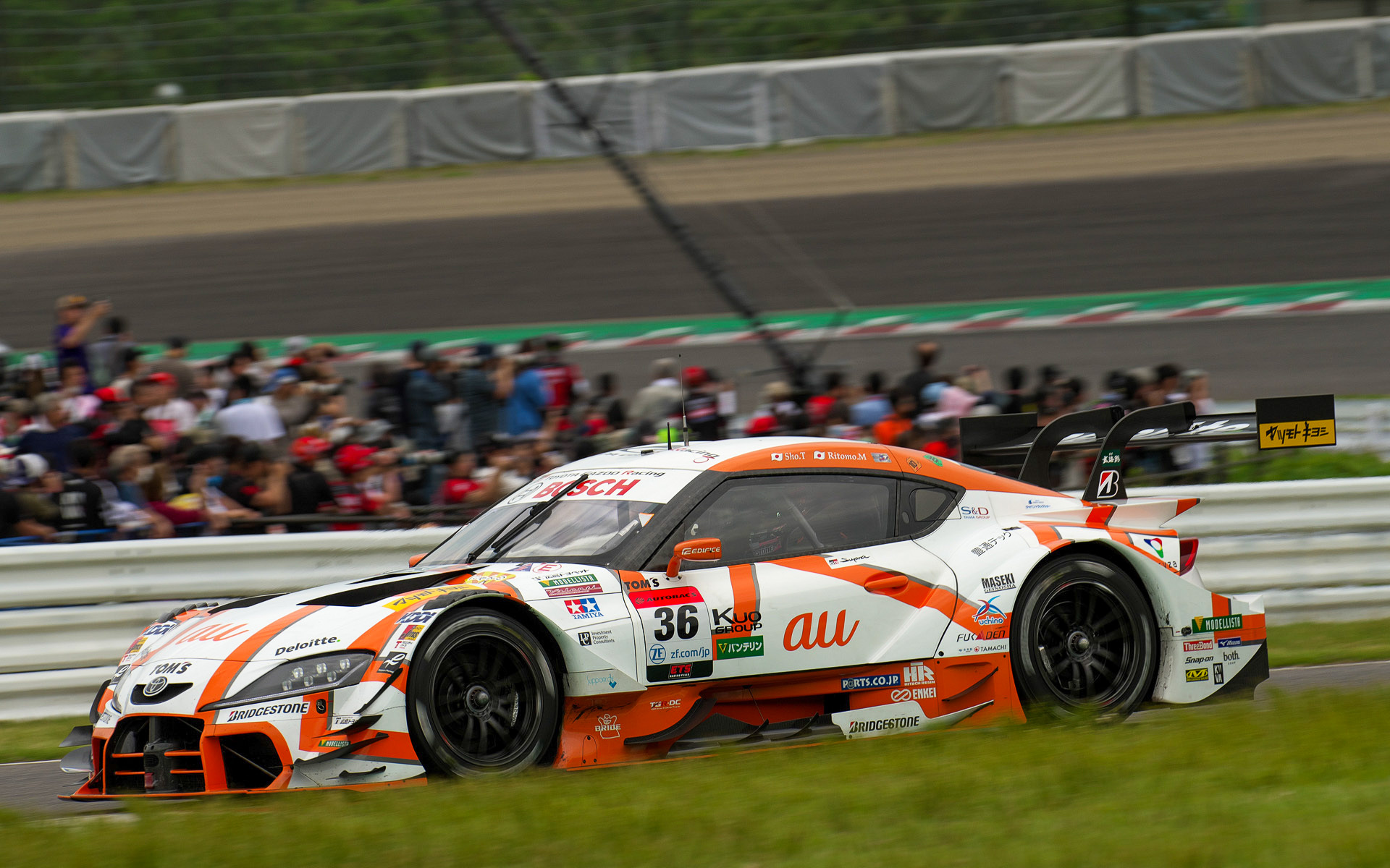 GT500クラスに参戦している36号車 au TOM'S GR Supra（坪井翔/宮田莉朋組）