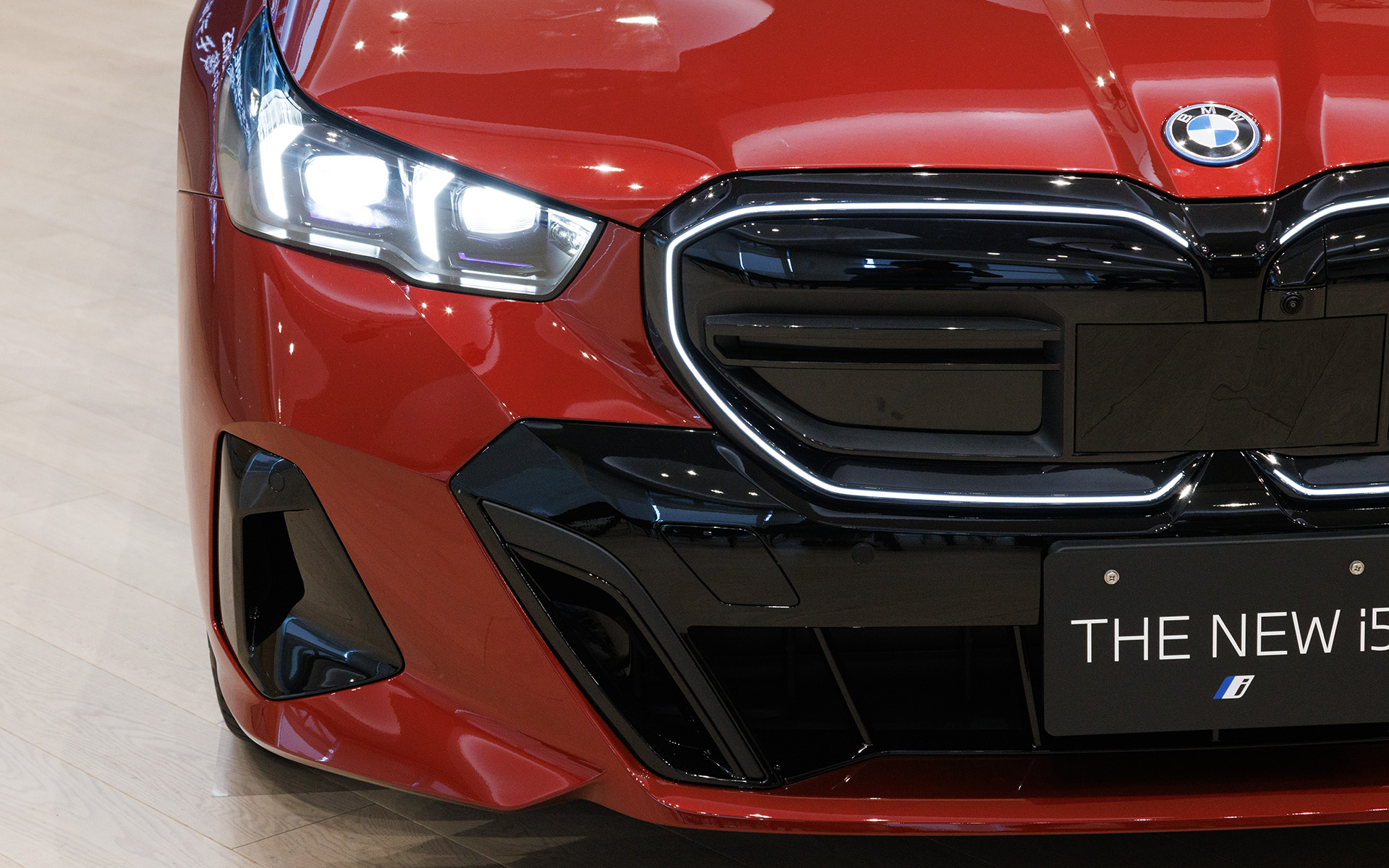 ヘッドライト点灯時