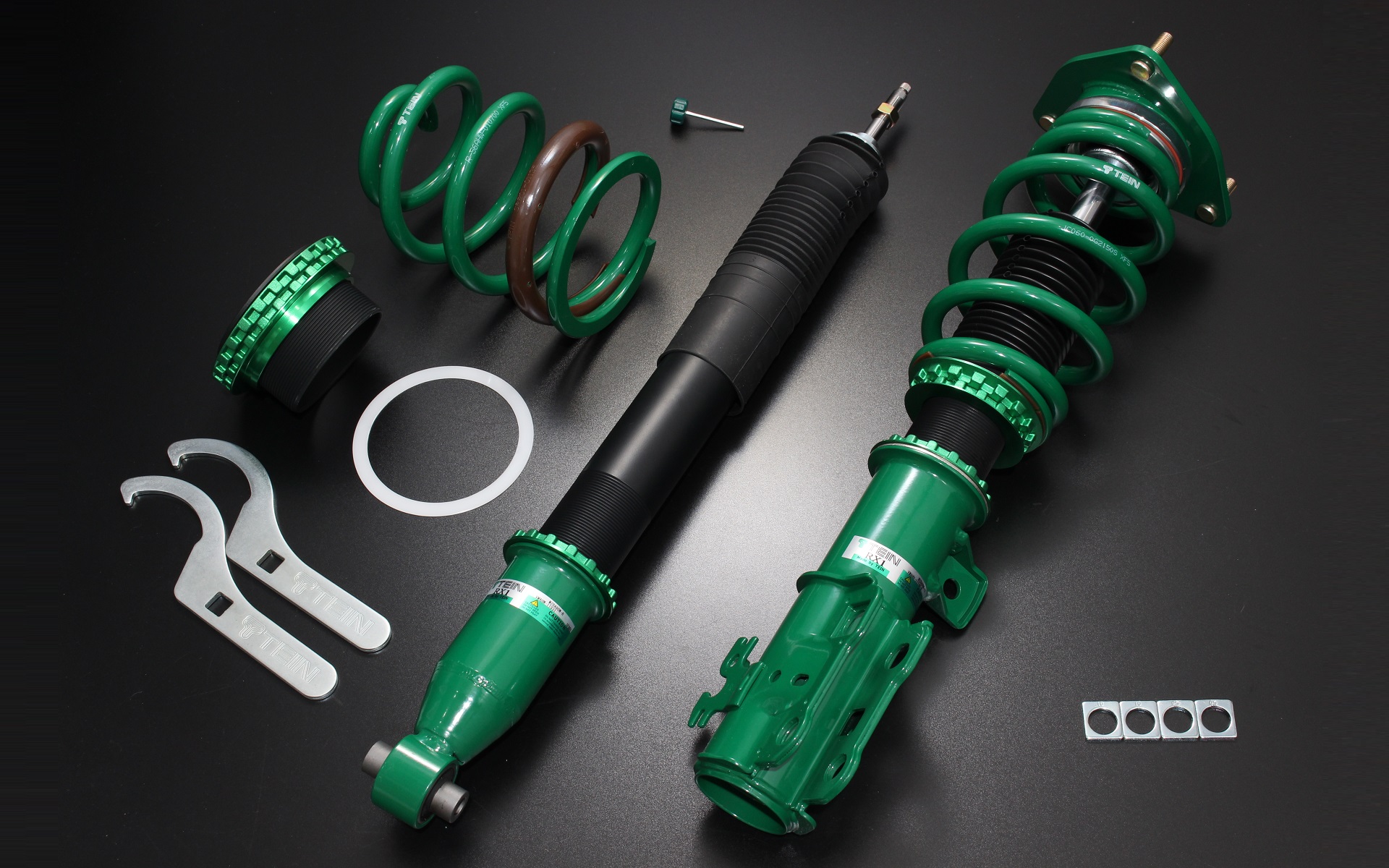 車高調整キット「RX1」。画像はノア/ヴォクシー用で価格は22万円。新型プリウス用は21万2300円。GR86用は20万6800円