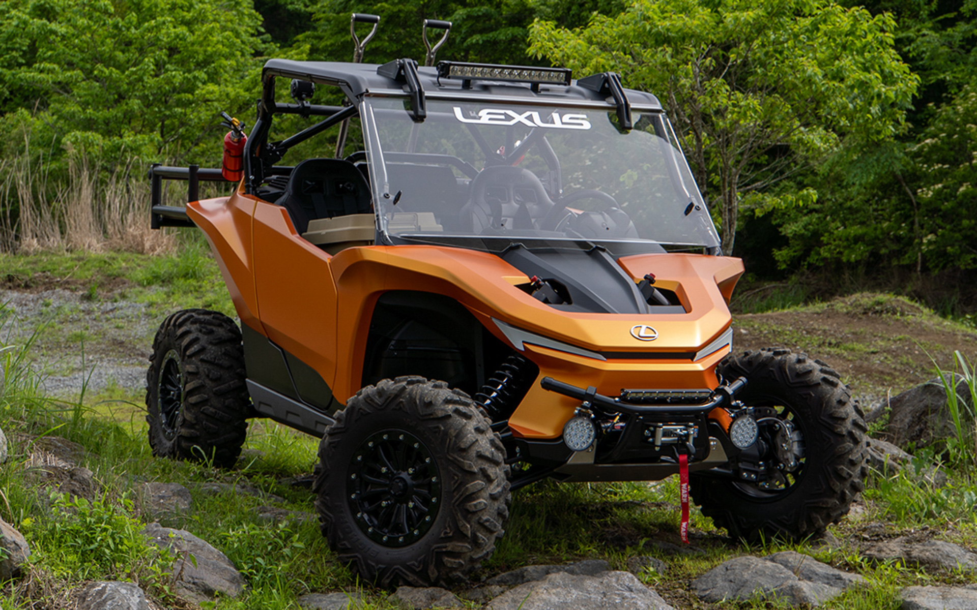 レクサスが現在開発しているROV（Recreational Off-highway Vehicle）の特別な同乗体験も