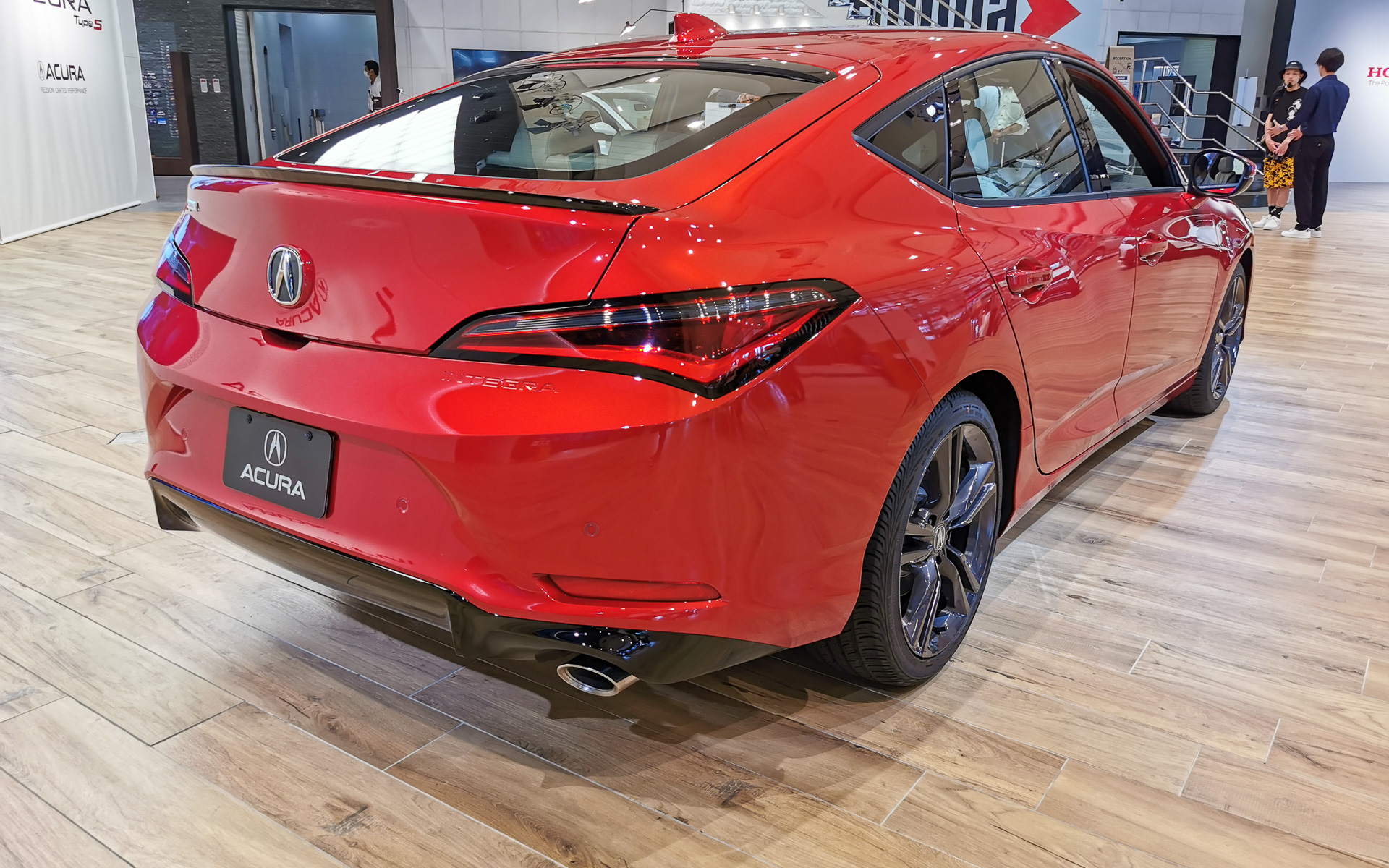 こちらは標準のインテグラ