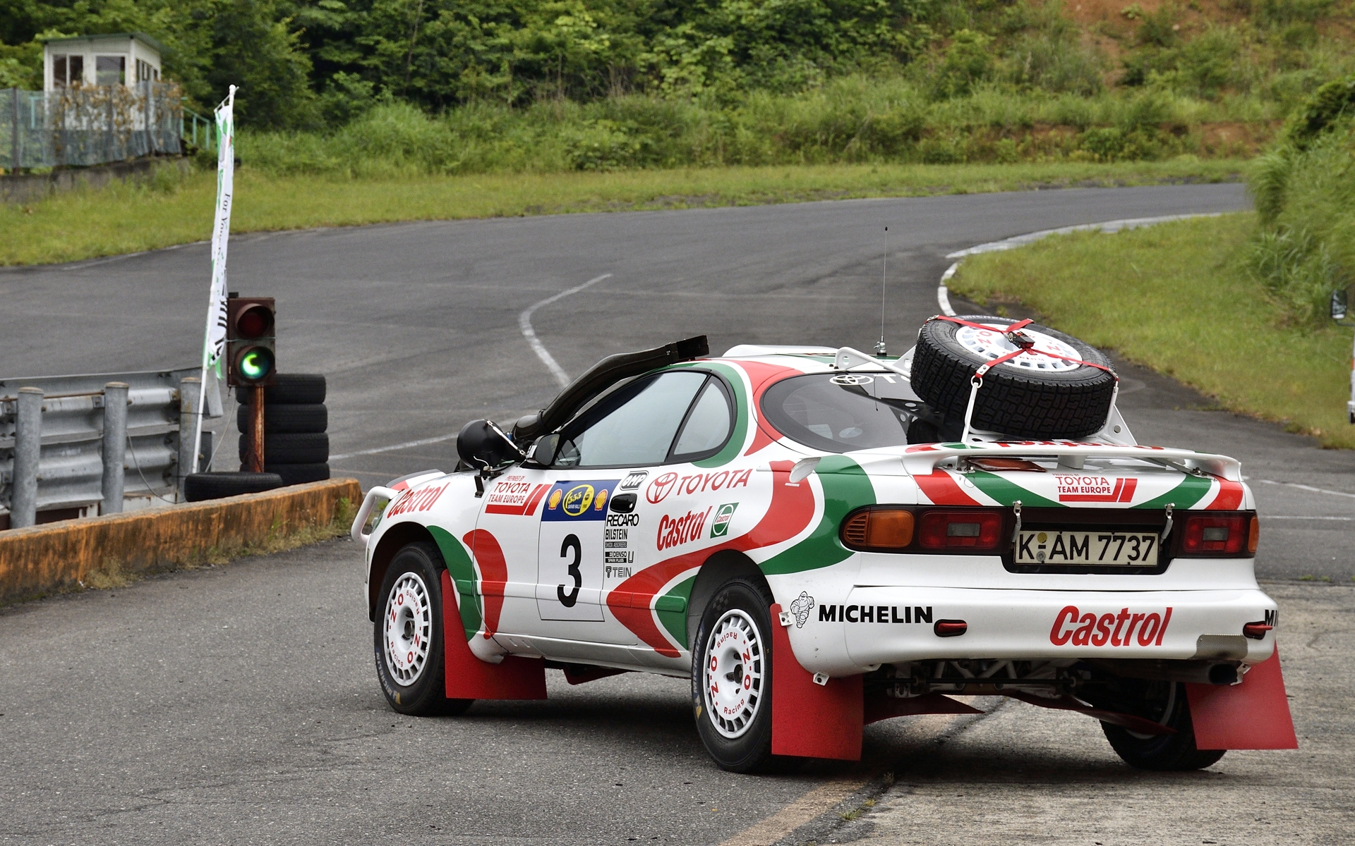 ドイツで2年間にわたり、1995年のサファリラリーのスタート前の状態にレストアされたセリカ