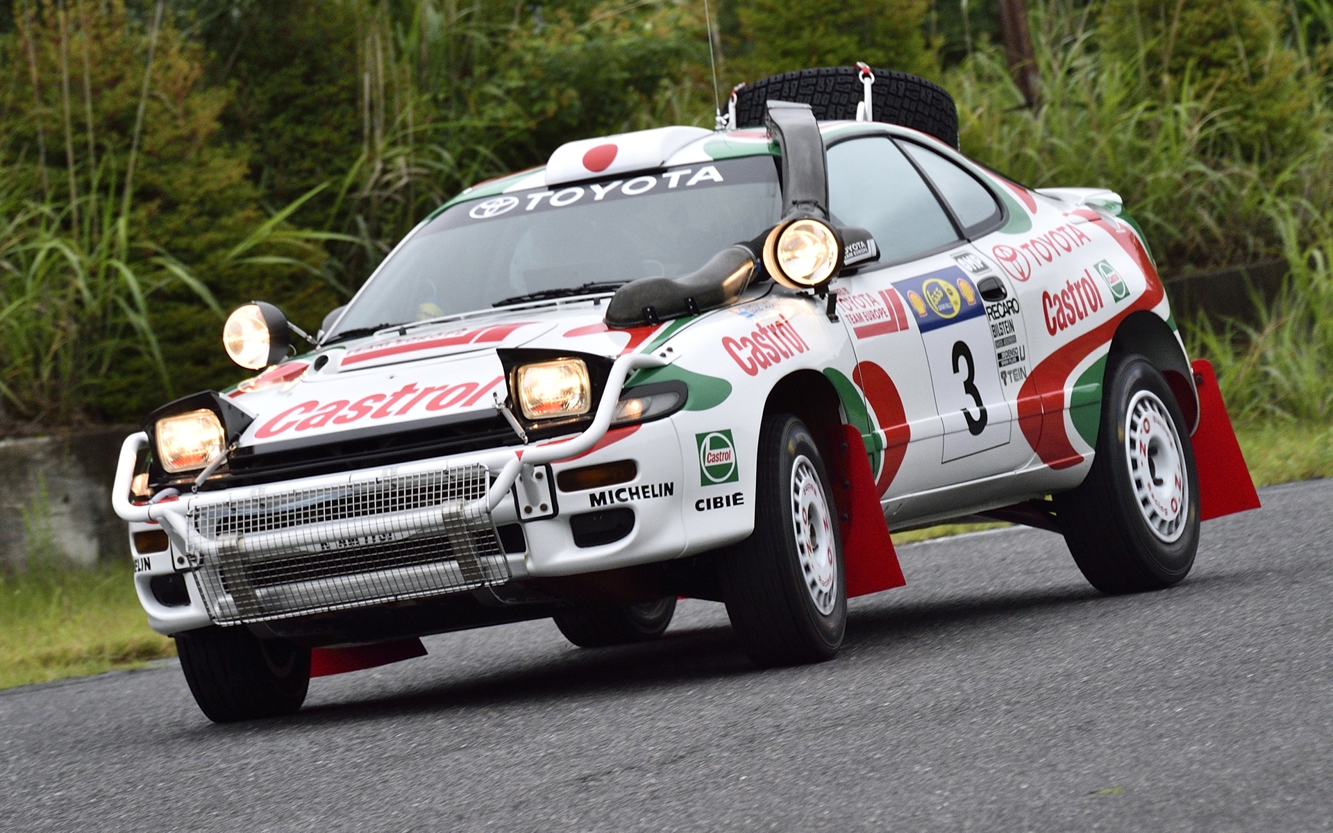 当時の個体をフルレストアした「セリカ（ST185）」