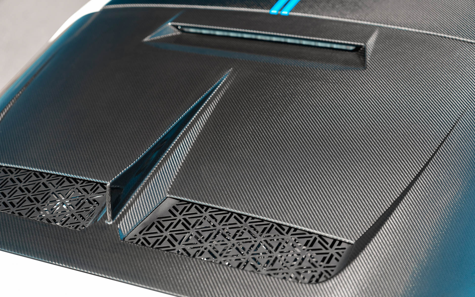 シャークフィン付き専用デザインリアフード