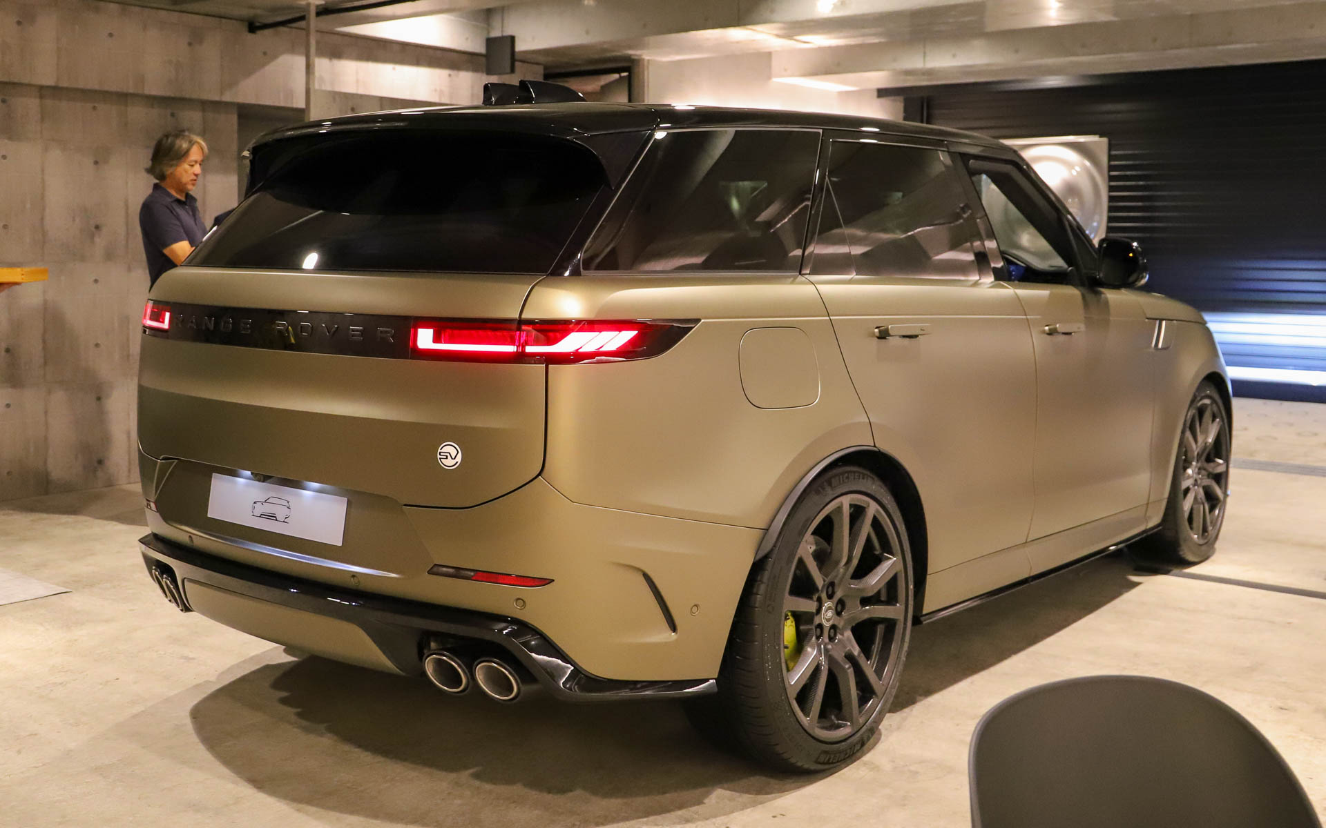 レンジローバー スポーツ SV