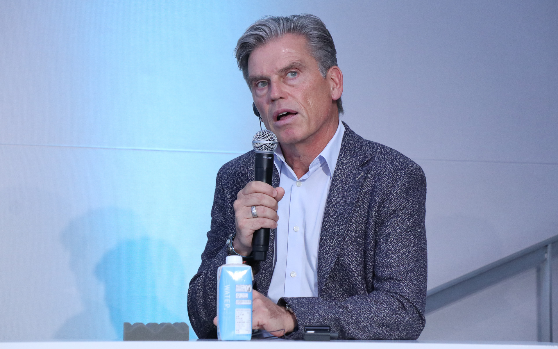 BMWグループ iX5 Hydrogen・プロジェクト・マネージャー ロバート・ハラス氏