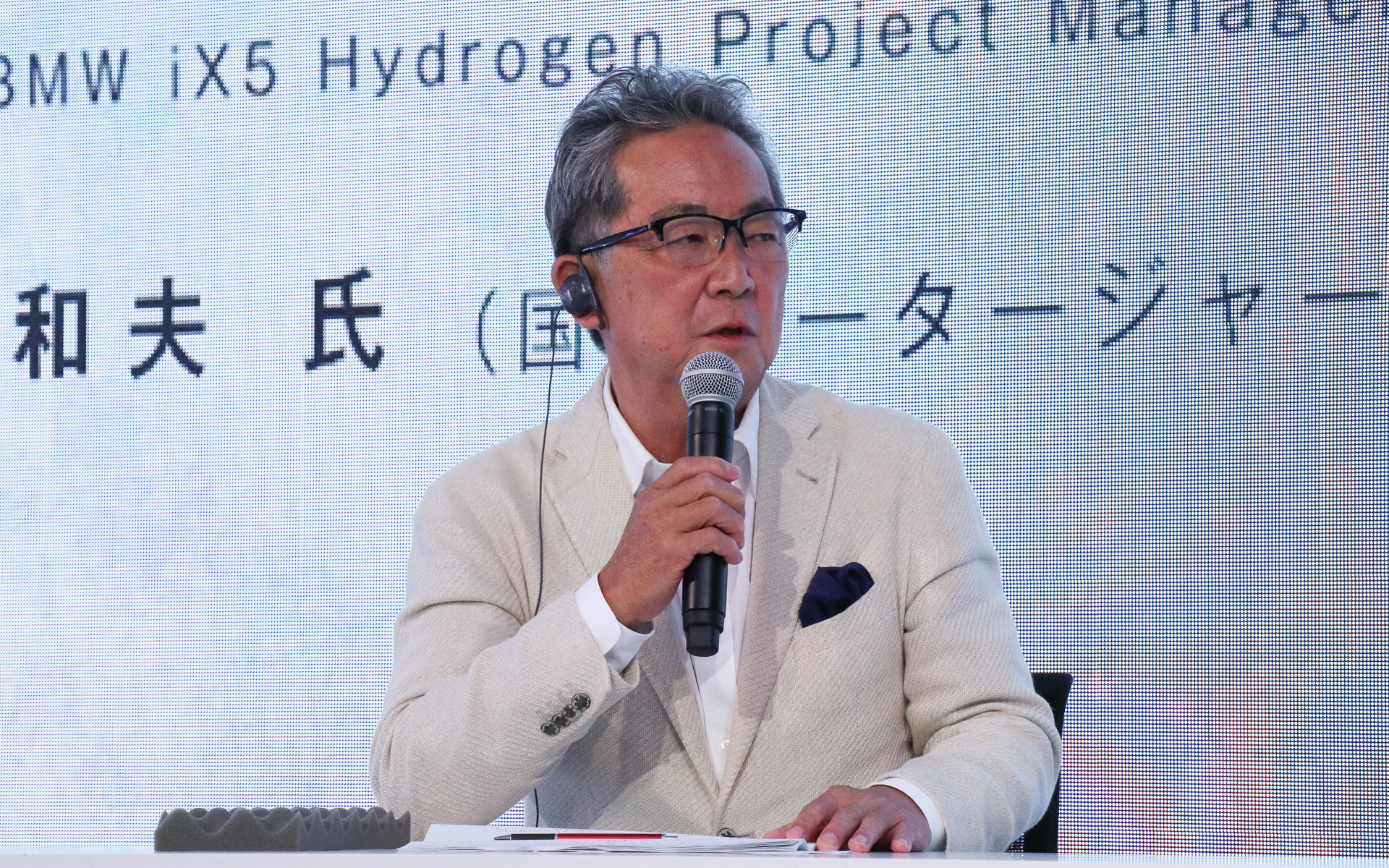 モデレーターを担当した国際モータージャーナリストの清水和夫氏