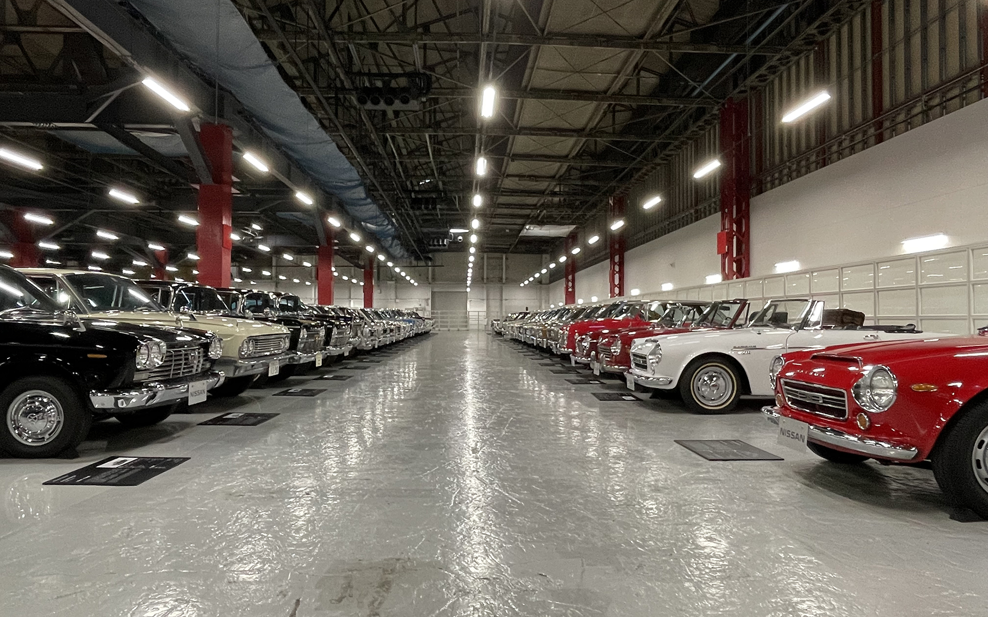 所蔵されているクルマは約500台にのぼる