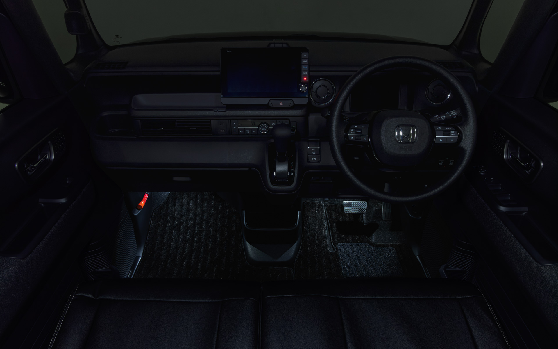 フットライト（前席）