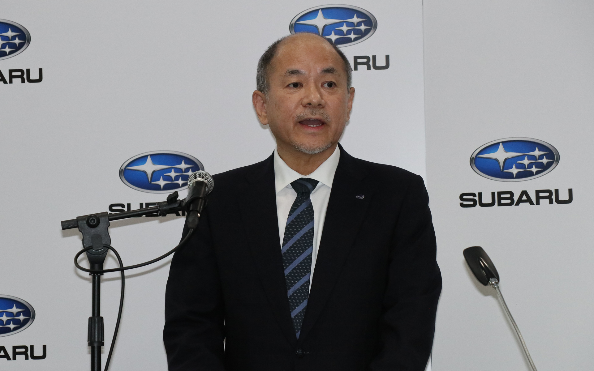 決算内容について説明する株式会社SUBARU 取締役専務執行役員 CFO 水間克之氏