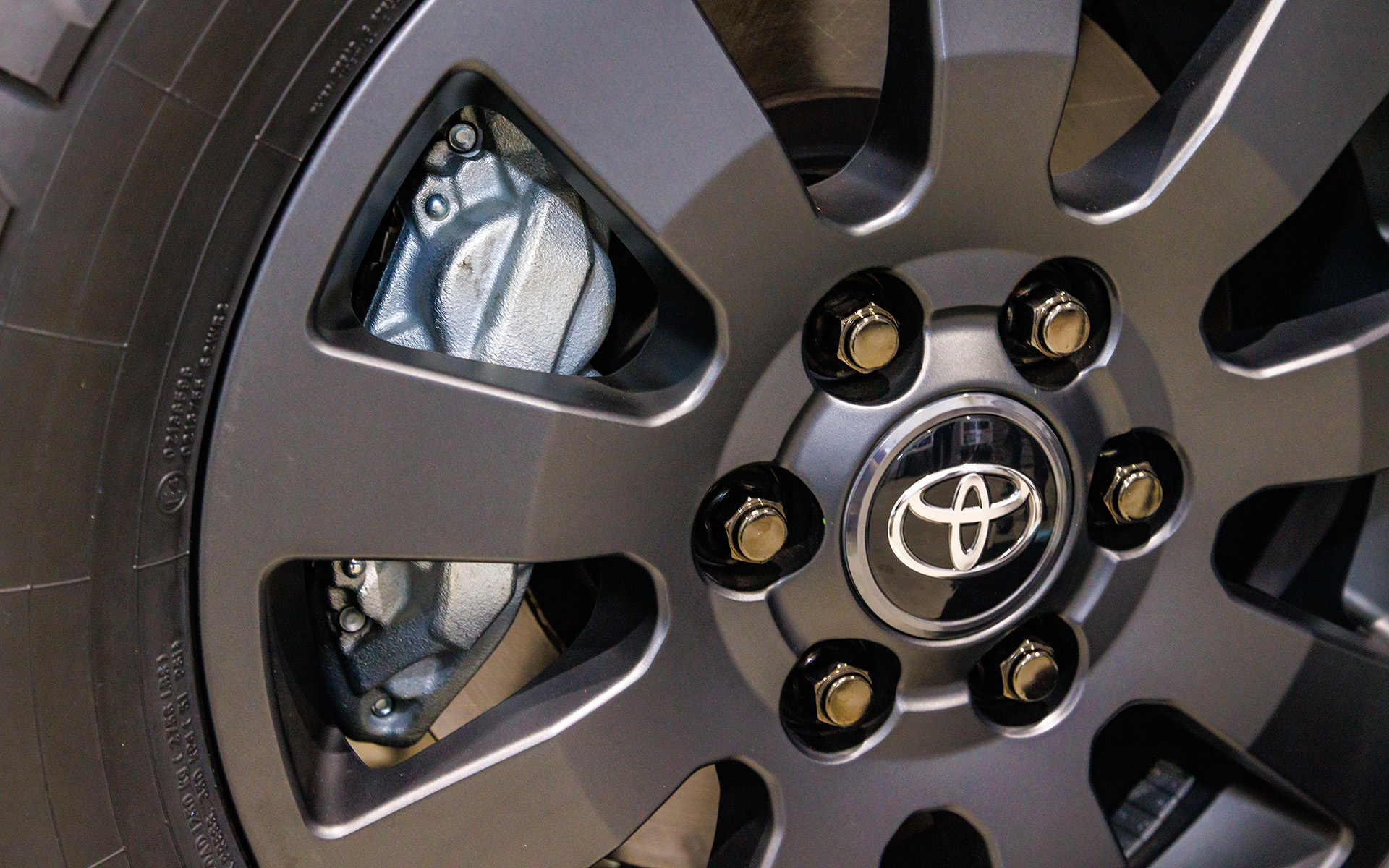 フロントブレーキ