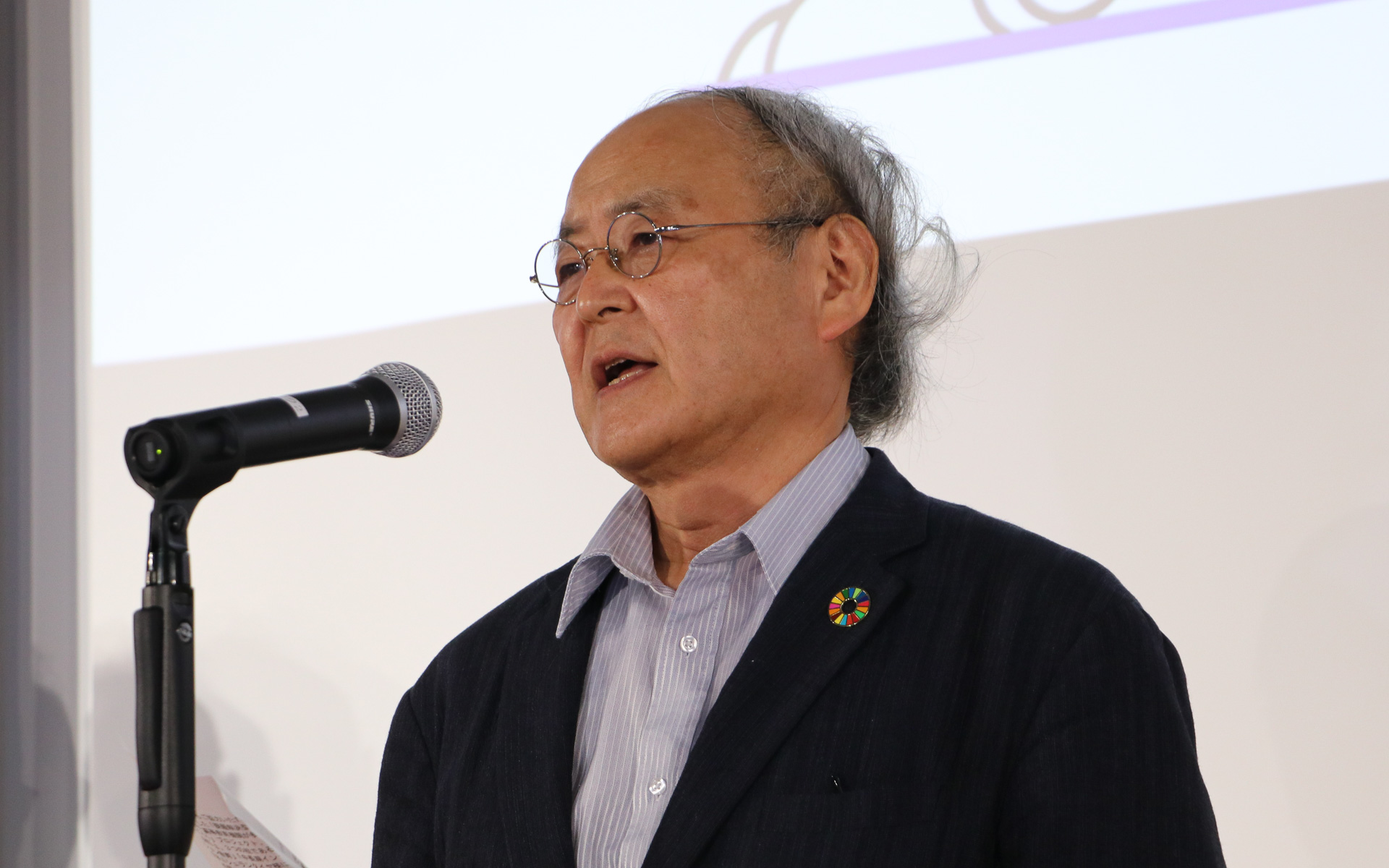 群馬大学学長 石崎泰樹氏。ぐんまと世界をつなぐために、ぐんまで暮らし、ぐんまで働くための「グローカル・ハタラクラスぐんま（GHKG）プロジェクト」など、さまざまな施策を取り組んでいる