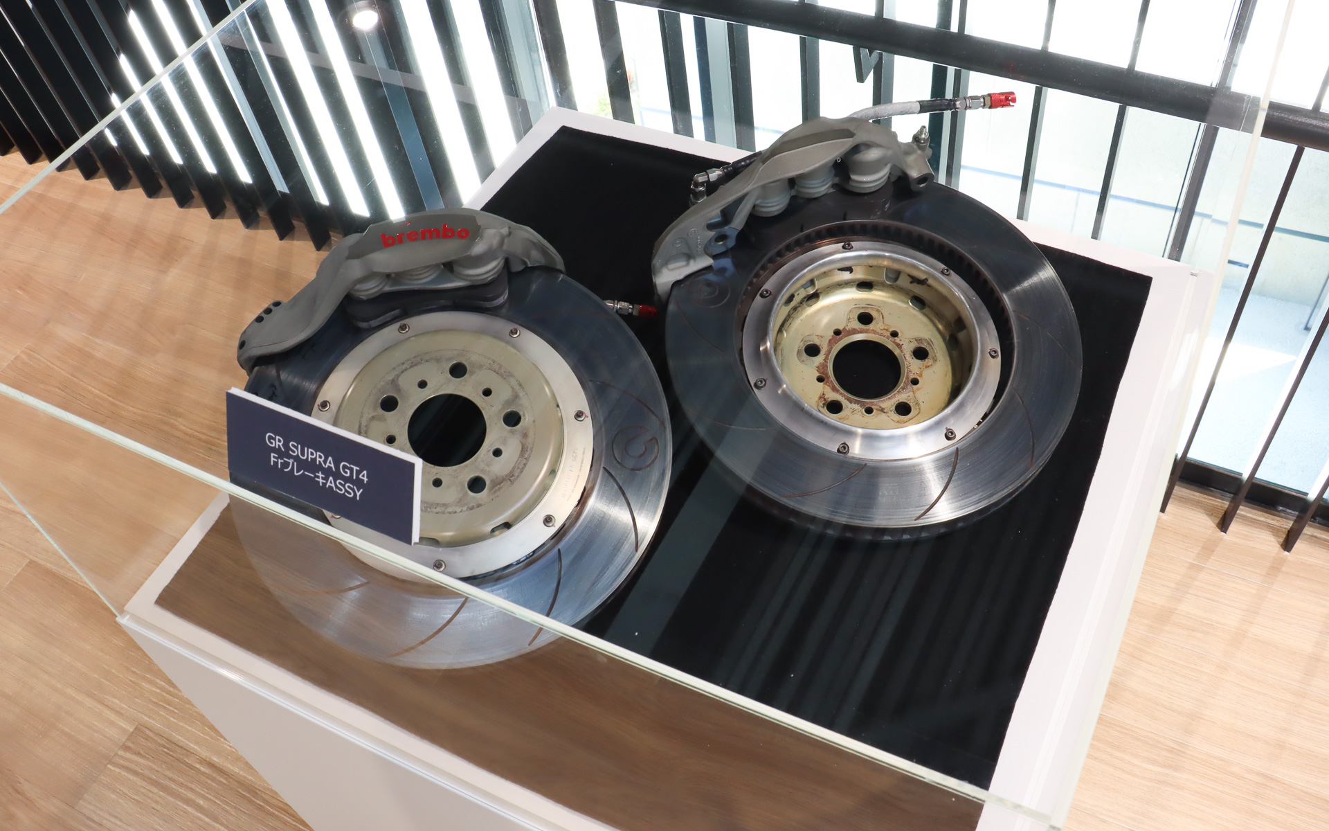 GR SUPRA GT4のフロントブレーキ