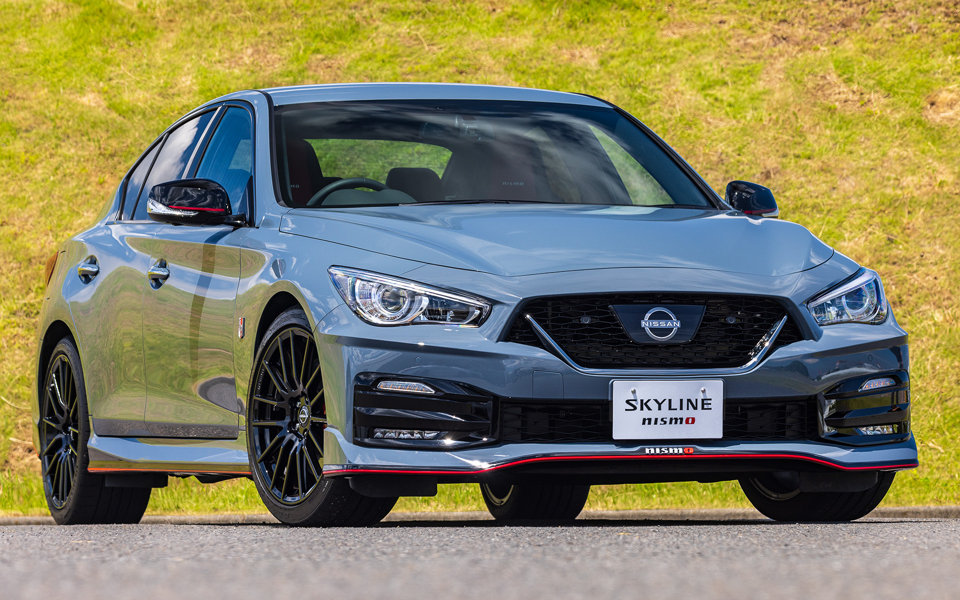 今回試乗したのは2023年9月上旬に発売される「スカイライン NISMO」で、価格は788万400円（レカロ製スポーツシート＋カーボン製フィニッシャー装着車は847万円）