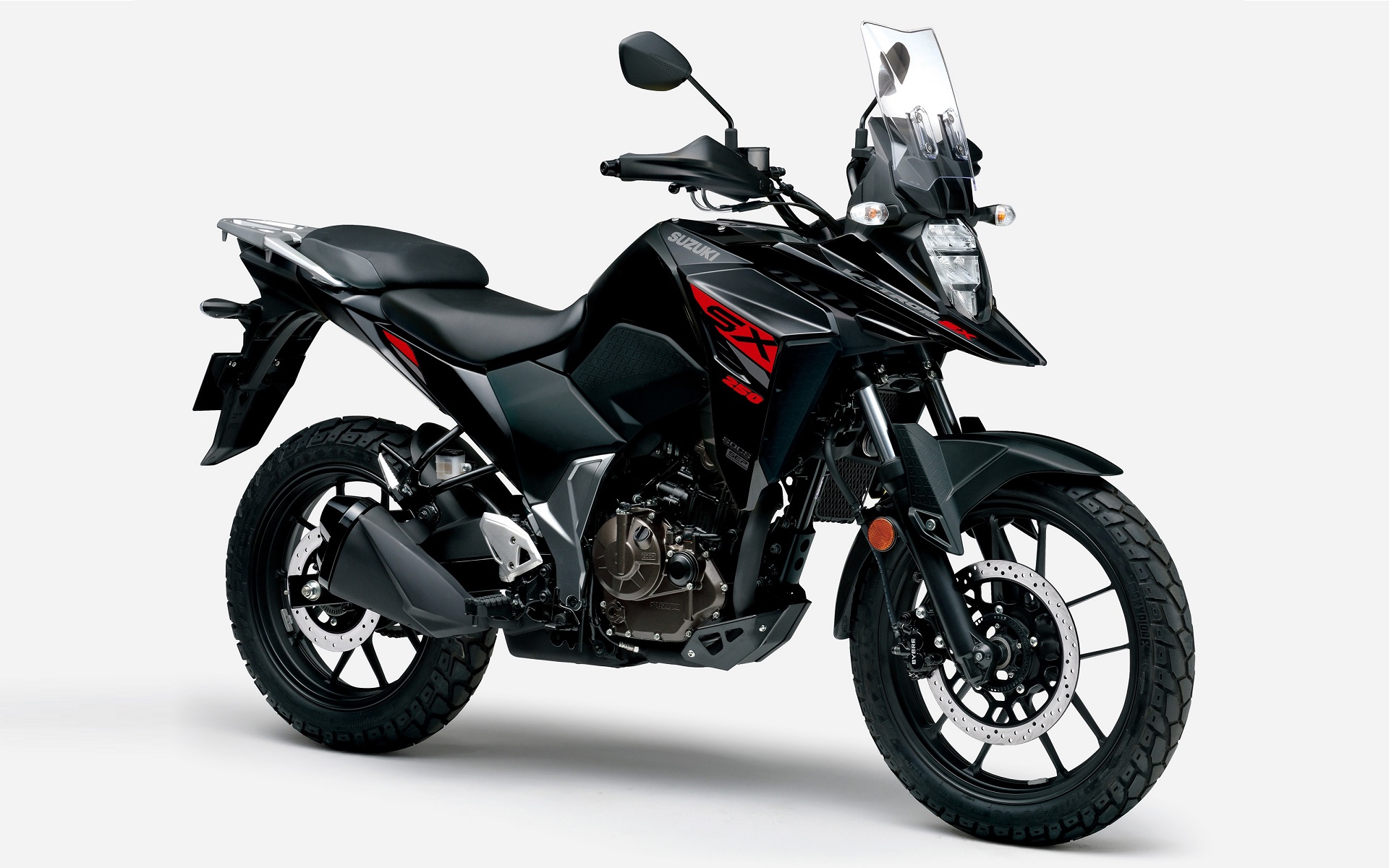 画像のボディカラーはグラススパークルブラック