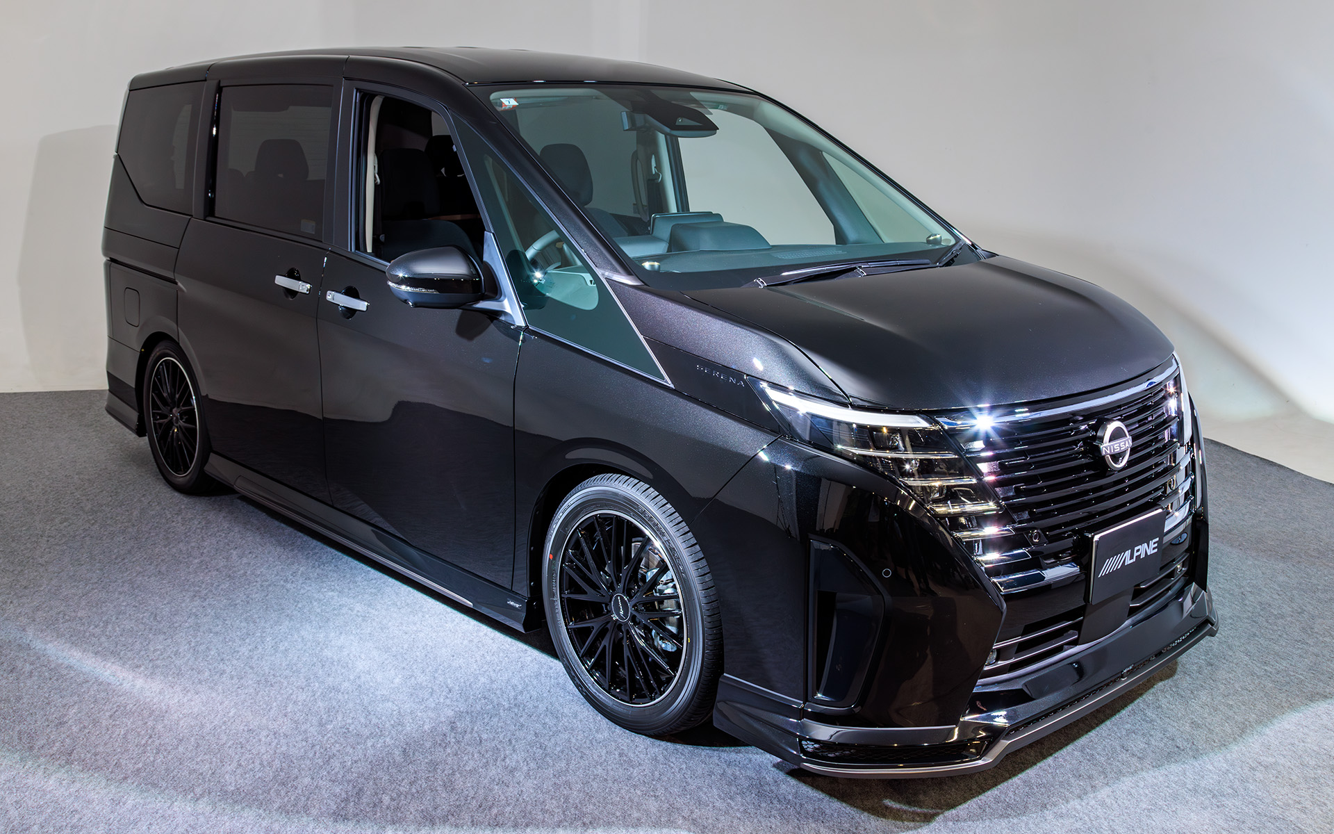 さりげなくスポーティなムードを演出