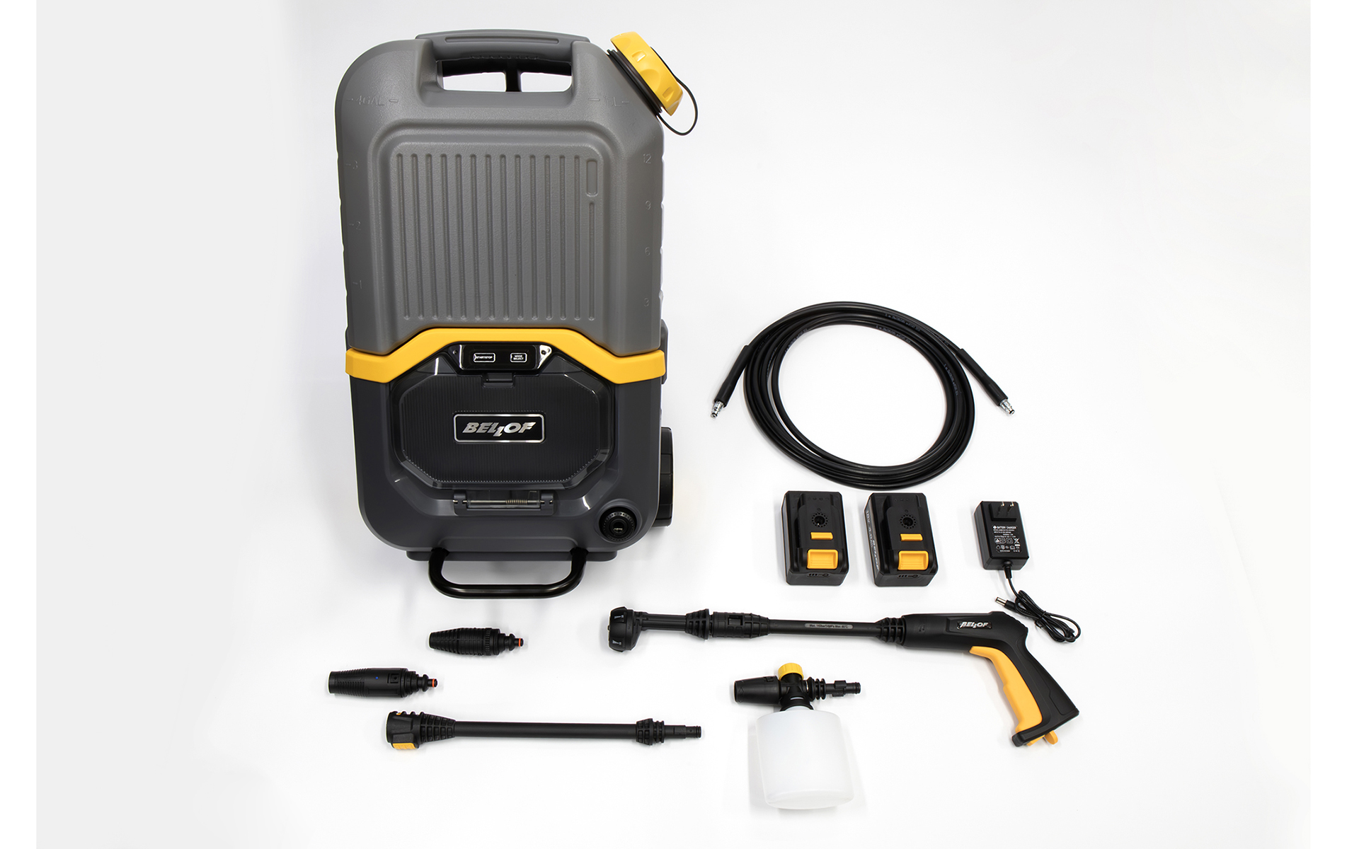 キャリー型ポータブル高圧洗浄機は大型水タンク（15L）、10個のセルで構成される大容量リチウムイオンバッテリを搭載