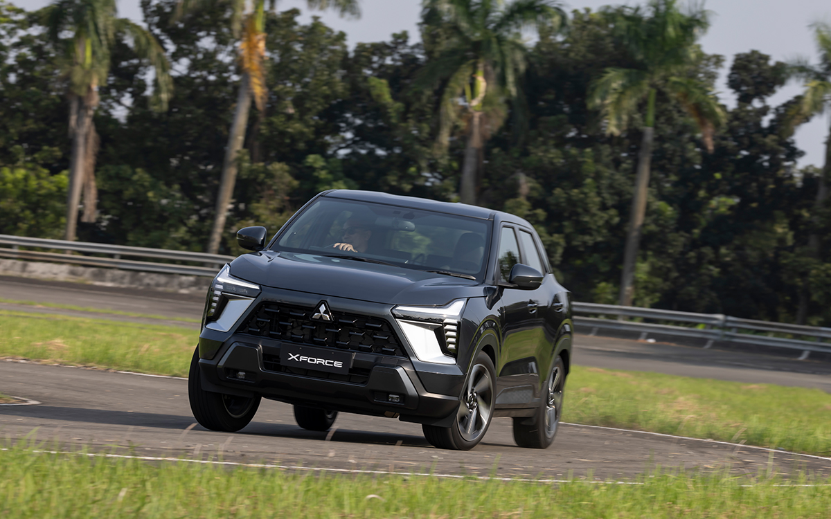 エクスフォースのボディサイズは4390×1810×1660mm、ホイールベースは2650mm