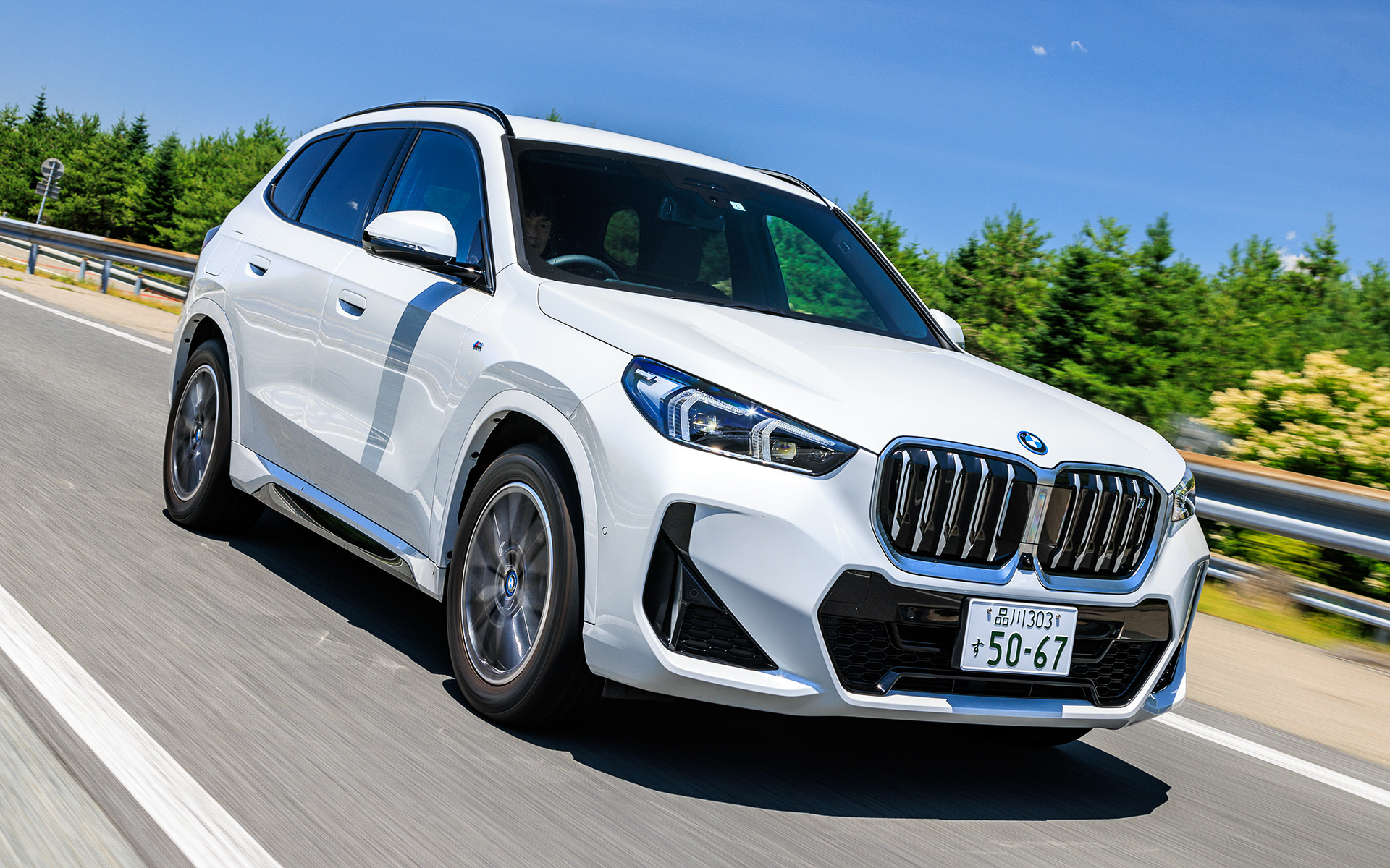 2023年2月に発売された新型BEV（バッテリ電気自動車）「iX1」