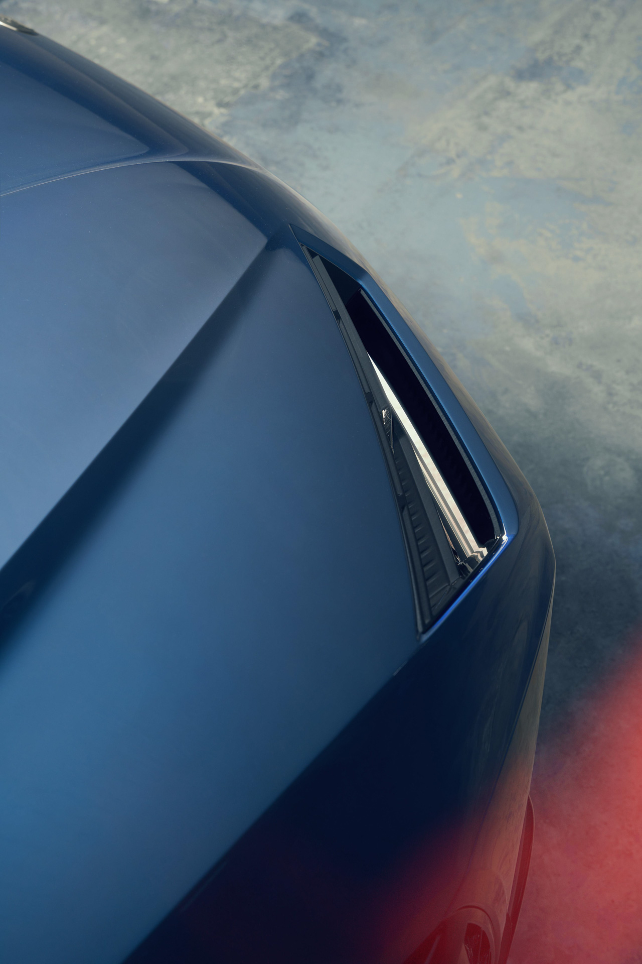 新型EVのコンセプトモデル「ランザドール」