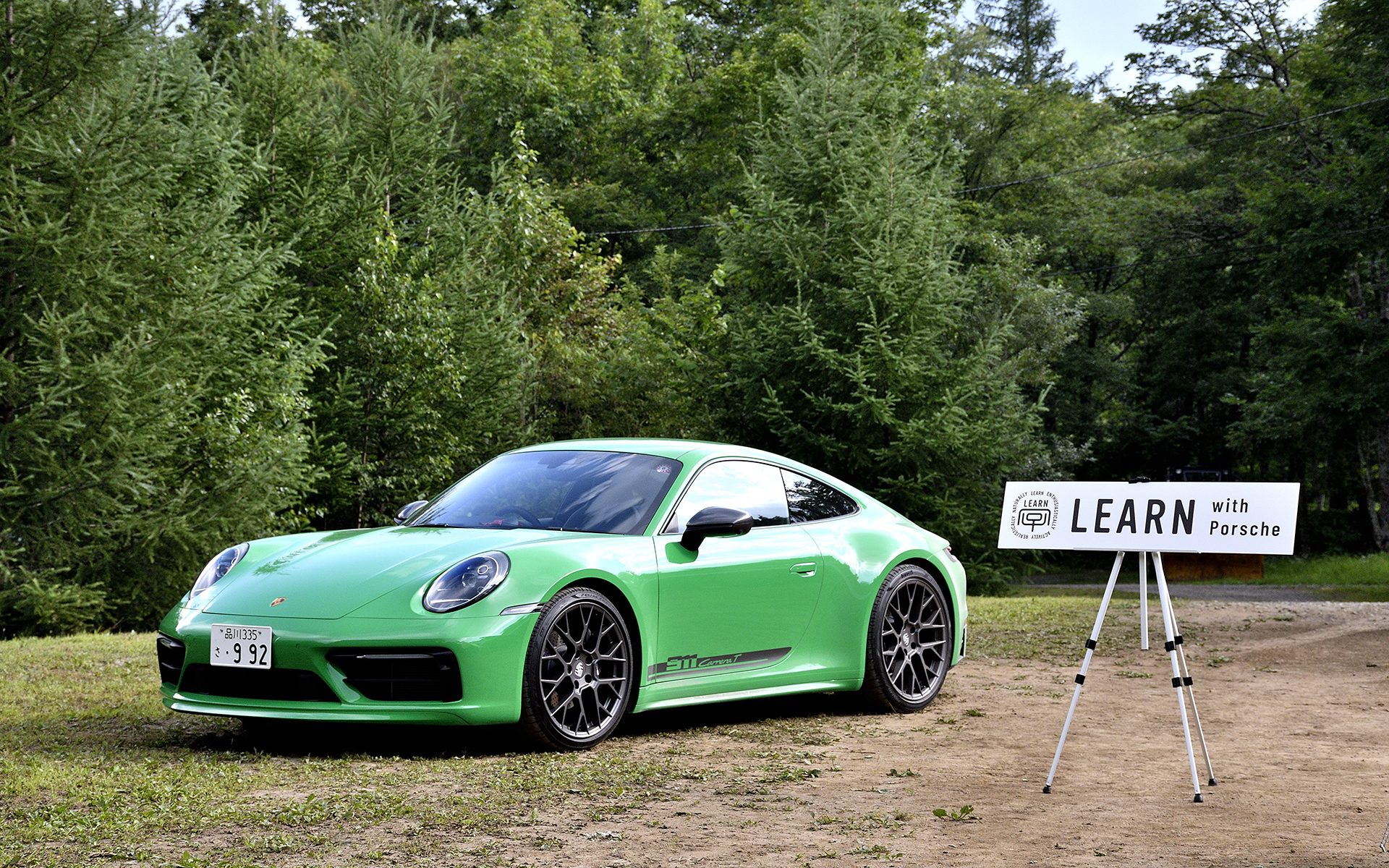 2022年10月に受注を開始したばかりの911の新グレード「カレラT」も会場に