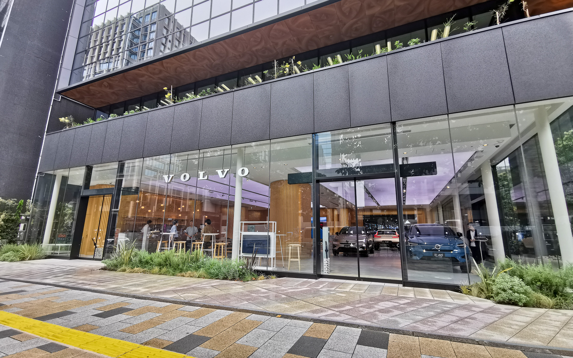 Volvo Studio Tokyo外観