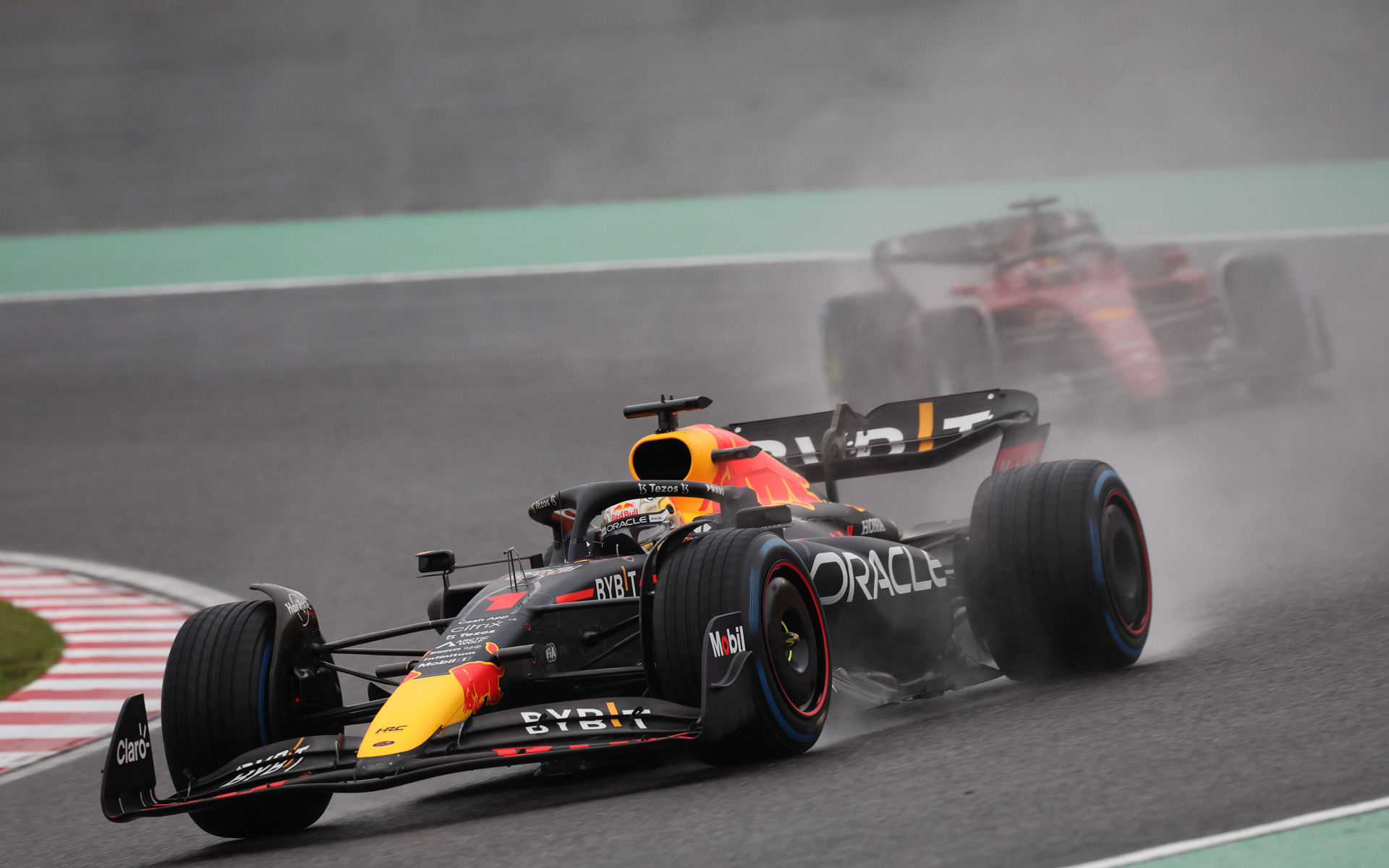 2022年F1日本グランプリで優勝したレッドブル・レーシングのマックス・フェルスタッペン選手