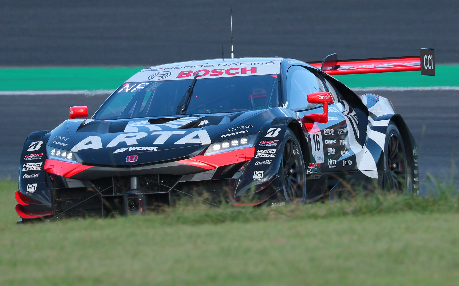 優勝した16号車 ARTA MUGEN NSX-GT（福住仁嶺/大津弘樹、BS）