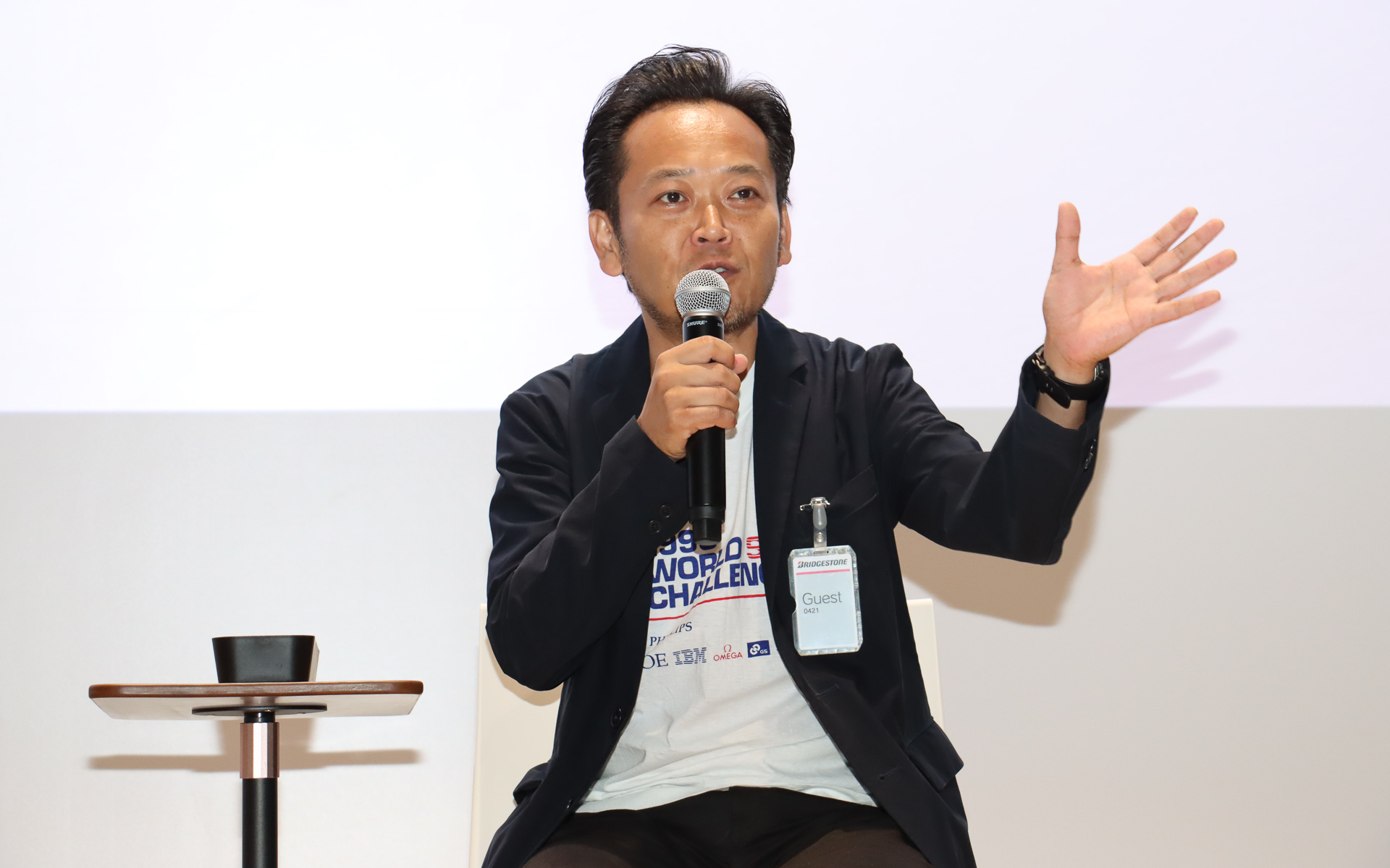 工学院大学の濱根教授