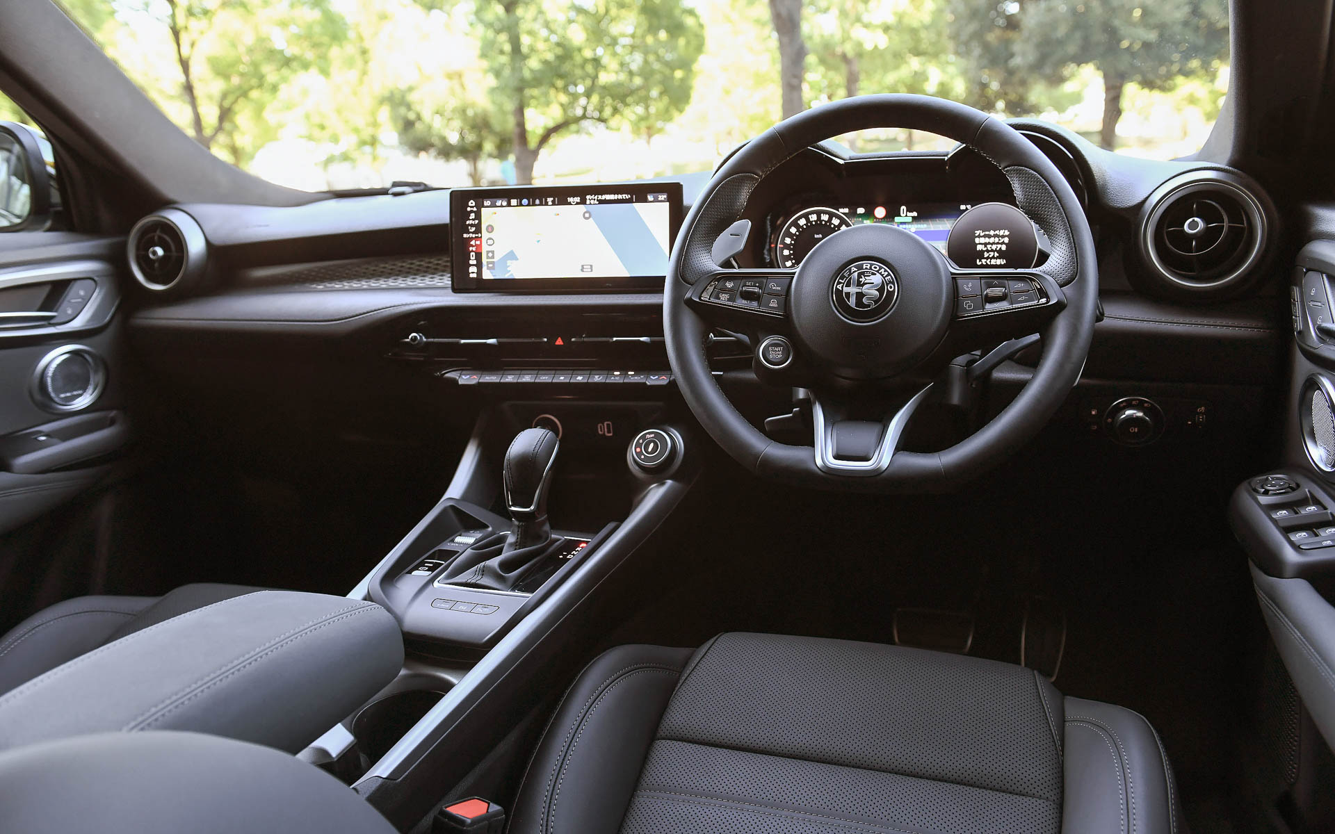トナーレ Plug-in Hybrid Q4のインパネ