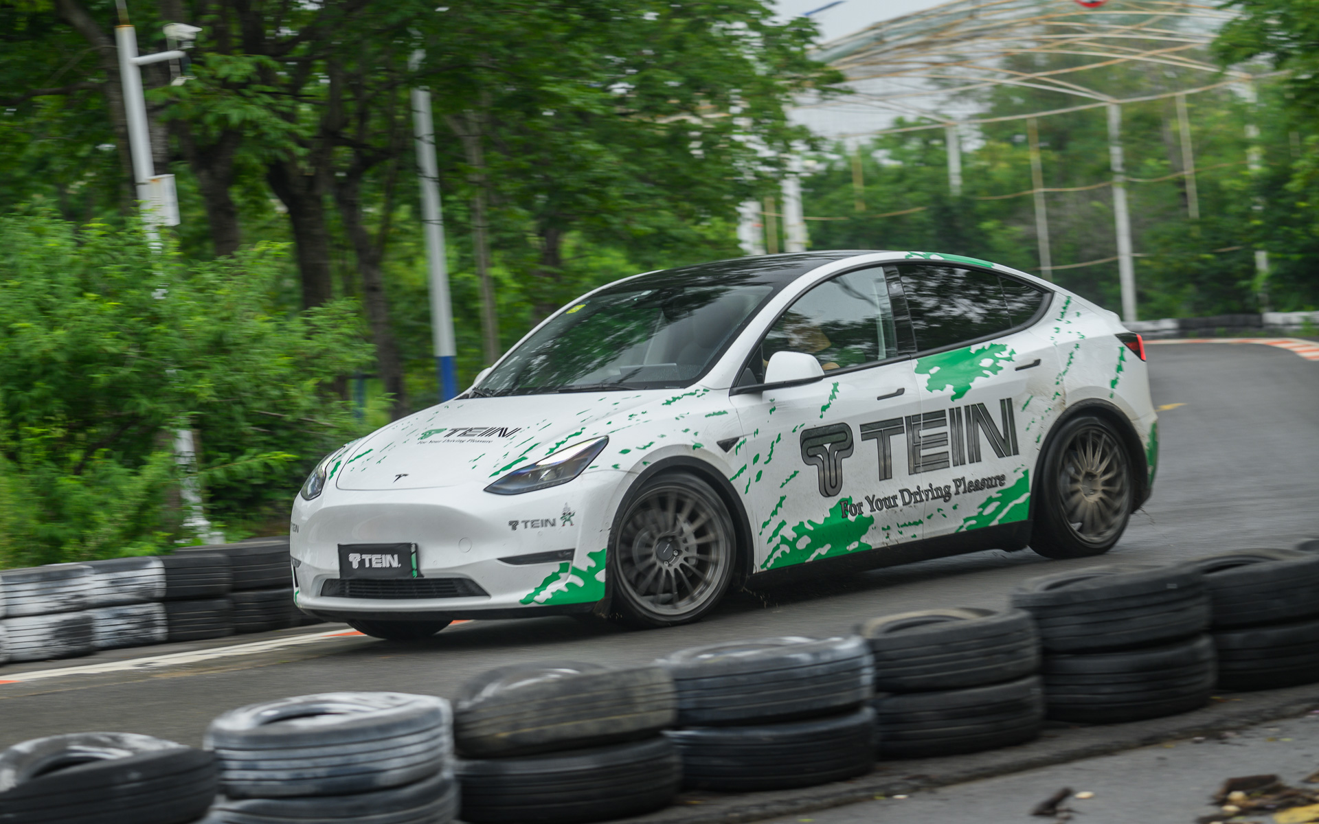 テスラ モデルY