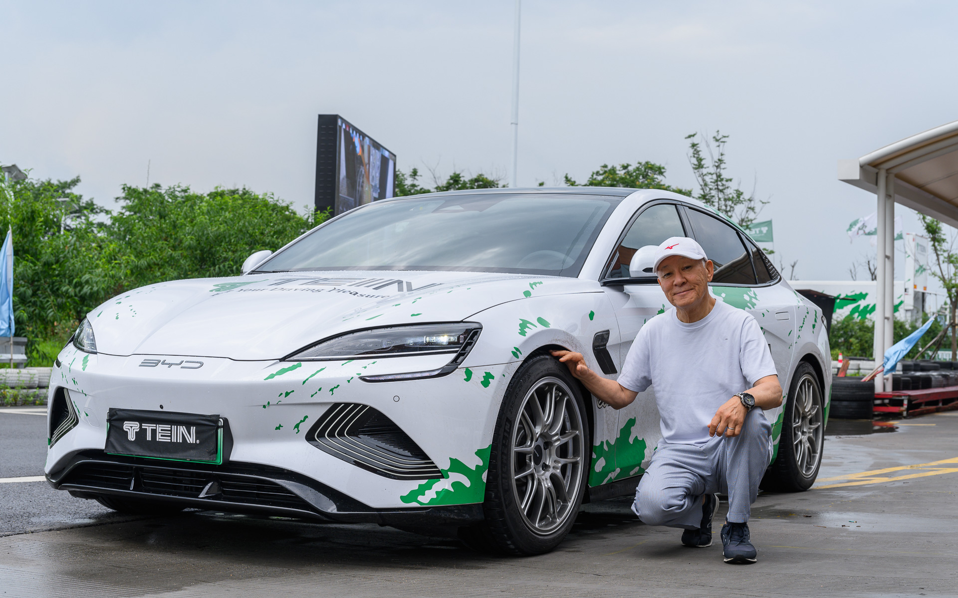 OE仕様と純正形状の「EnduraPro Plus」を乗り比べる試乗会が中国で開かれた