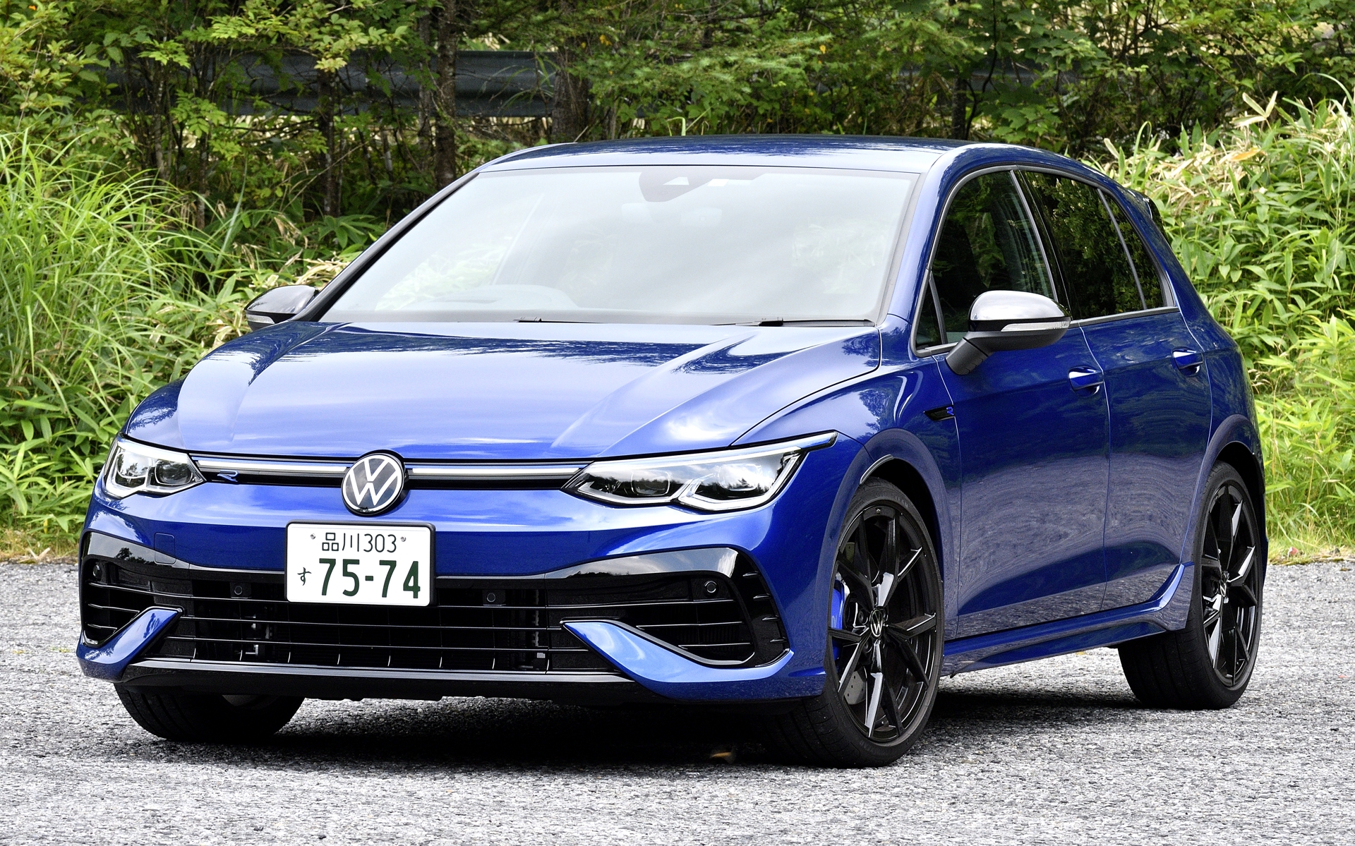 ゴルフR20周年記念モデル。ボディサイズは4295×1790×1460mm（全長×全幅×全高）、ホイールベースは2620mm、車両重量は1540Kg